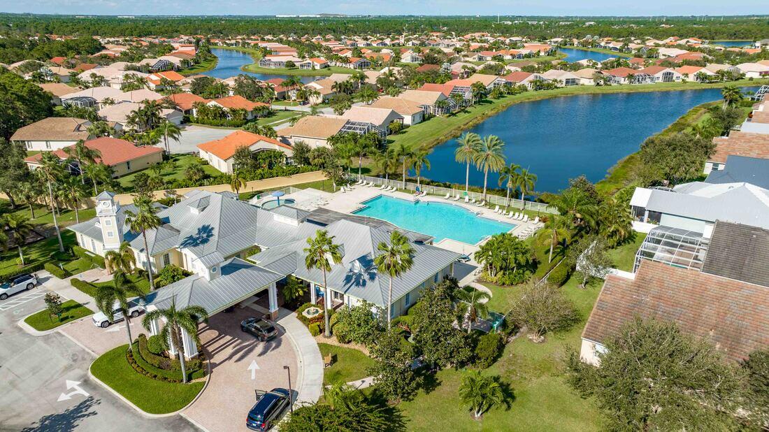 MAGNOLIA LAKES - Residential