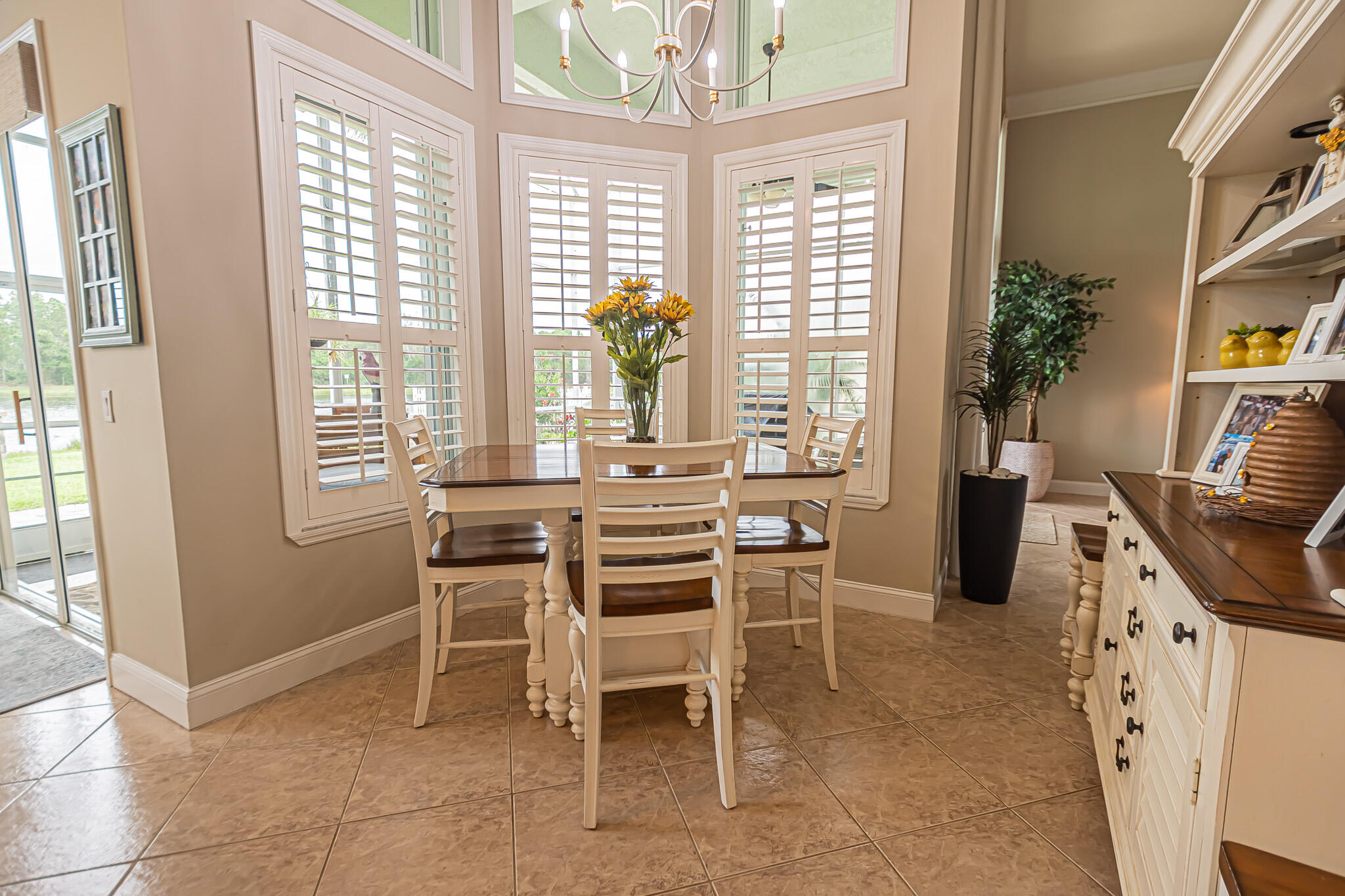 MAGNOLIA LAKES - Residential