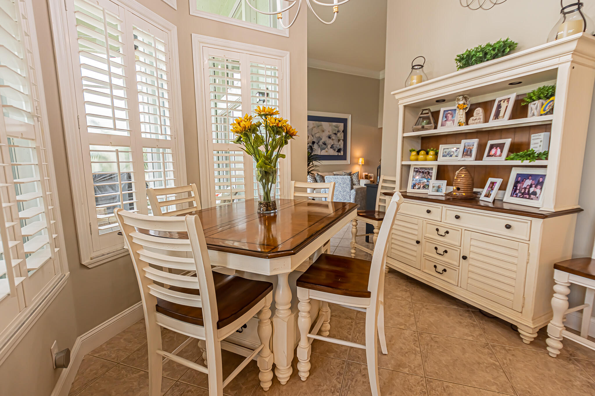 MAGNOLIA LAKES - Residential