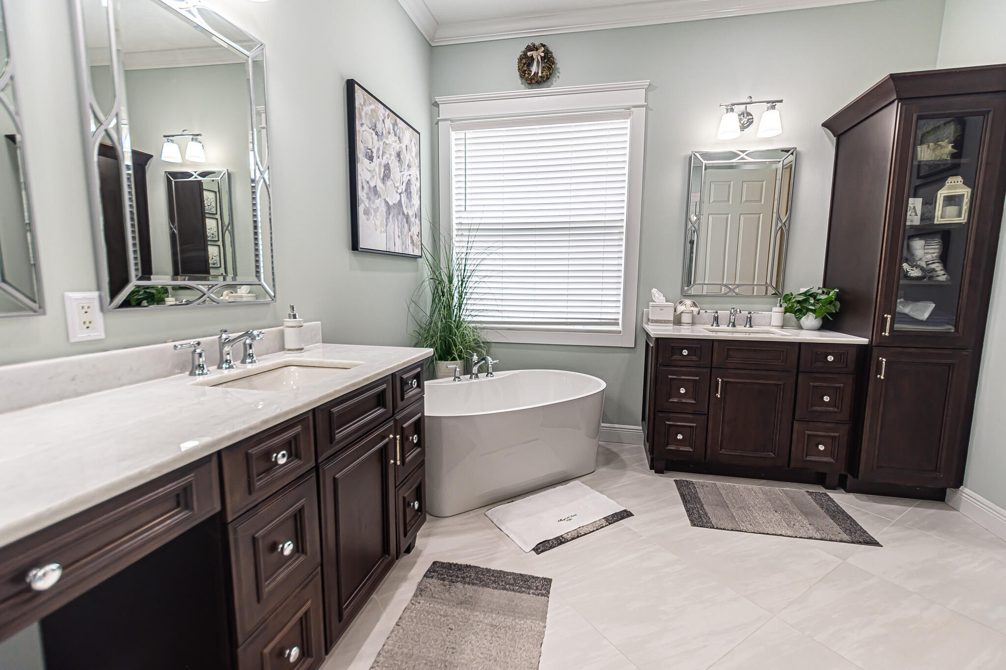 MAGNOLIA LAKES - Residential