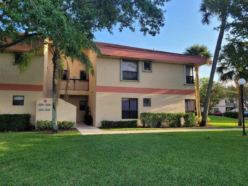 Applewood Village 2 - Residential