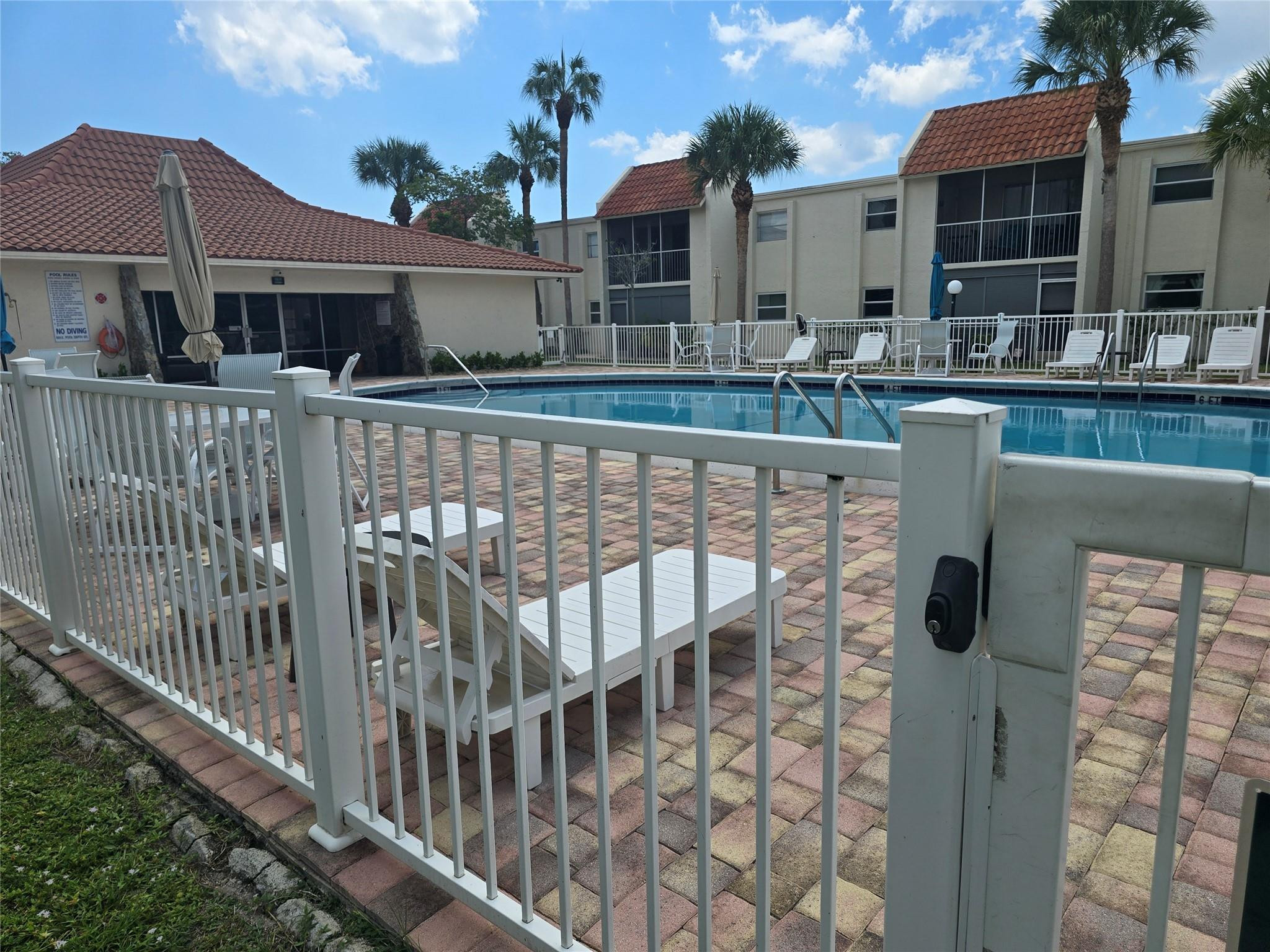 DEERFIELD PINES CONDO - Residential