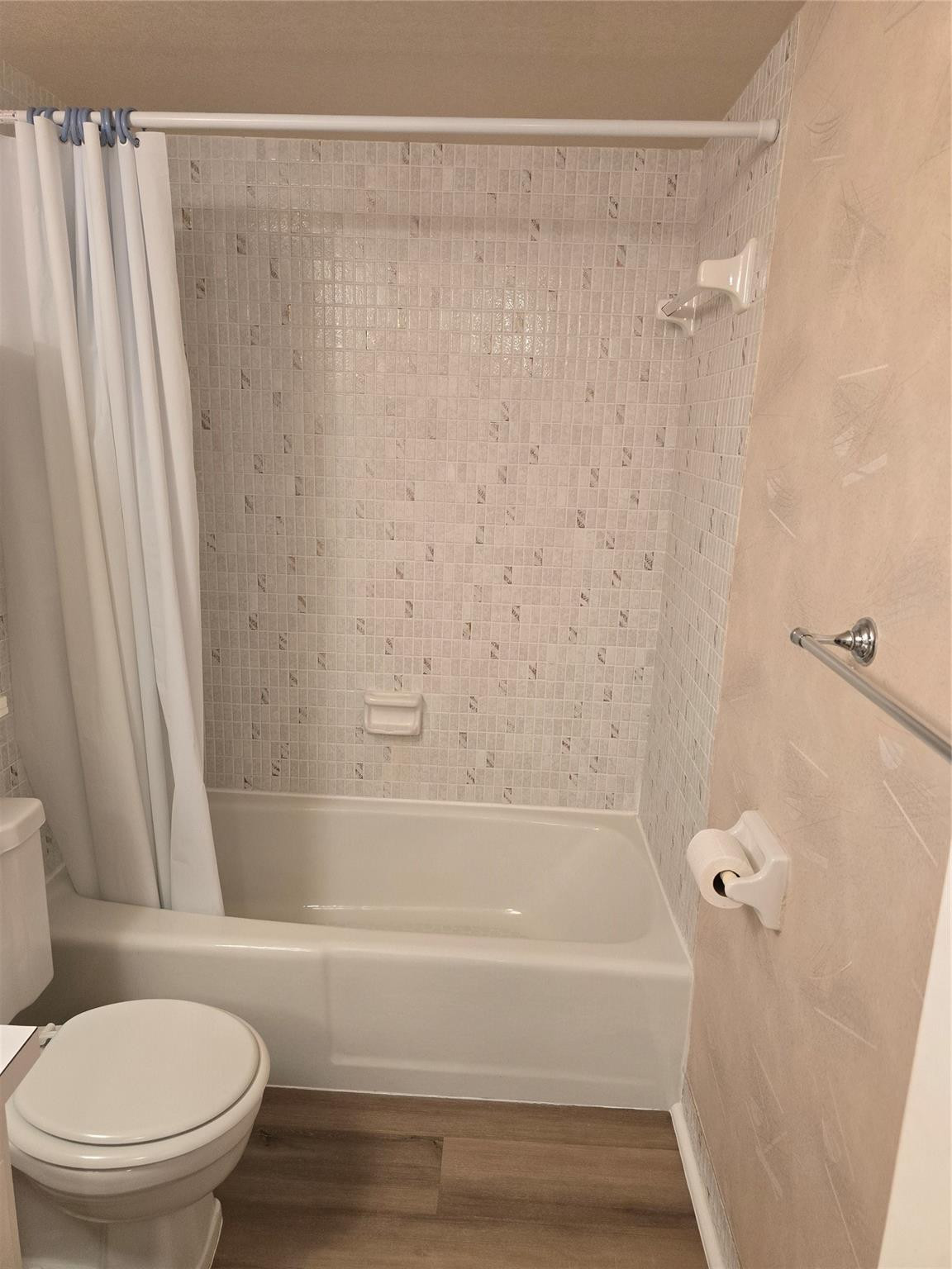 DEERFIELD PINES CONDO - Residential