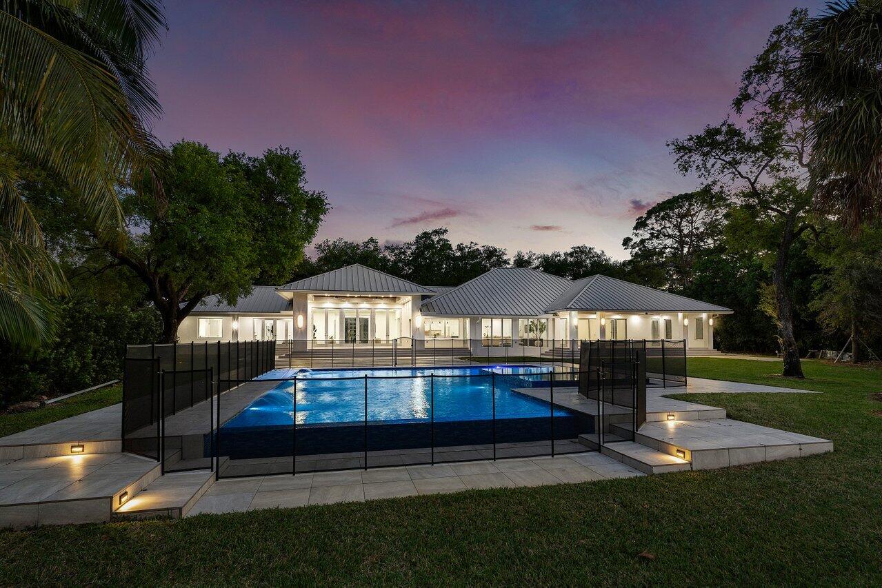 FOXE CHASE - Residential