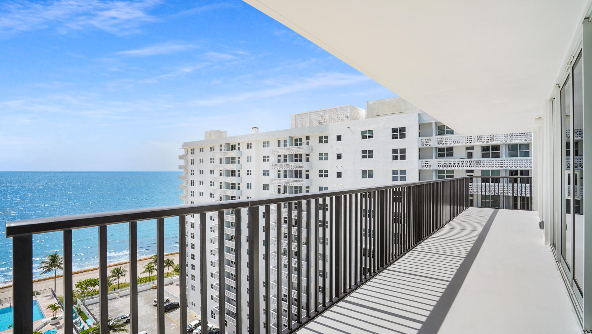 PLAZA SOUTH - Residential