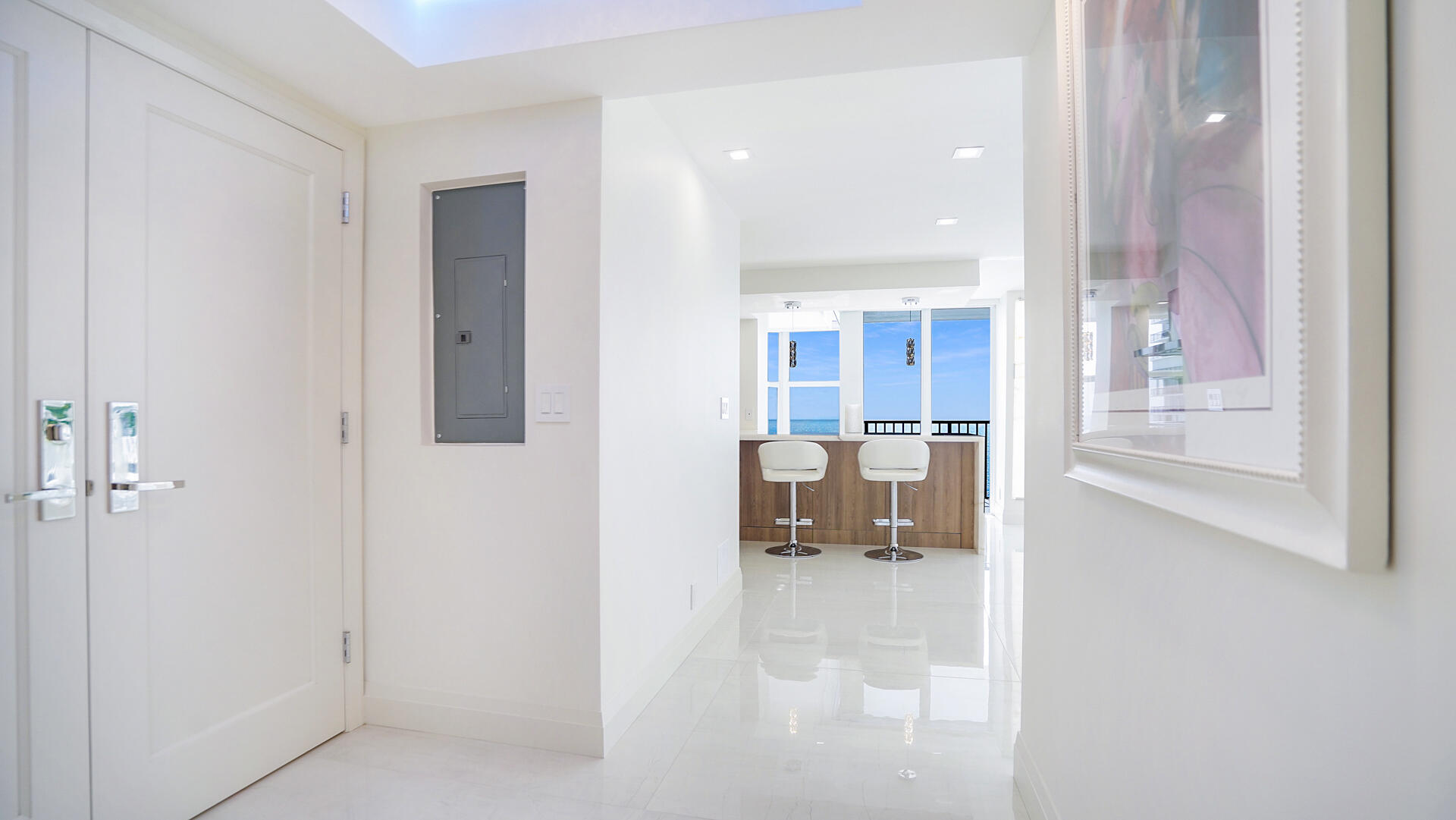 PLAZA SOUTH - Residential