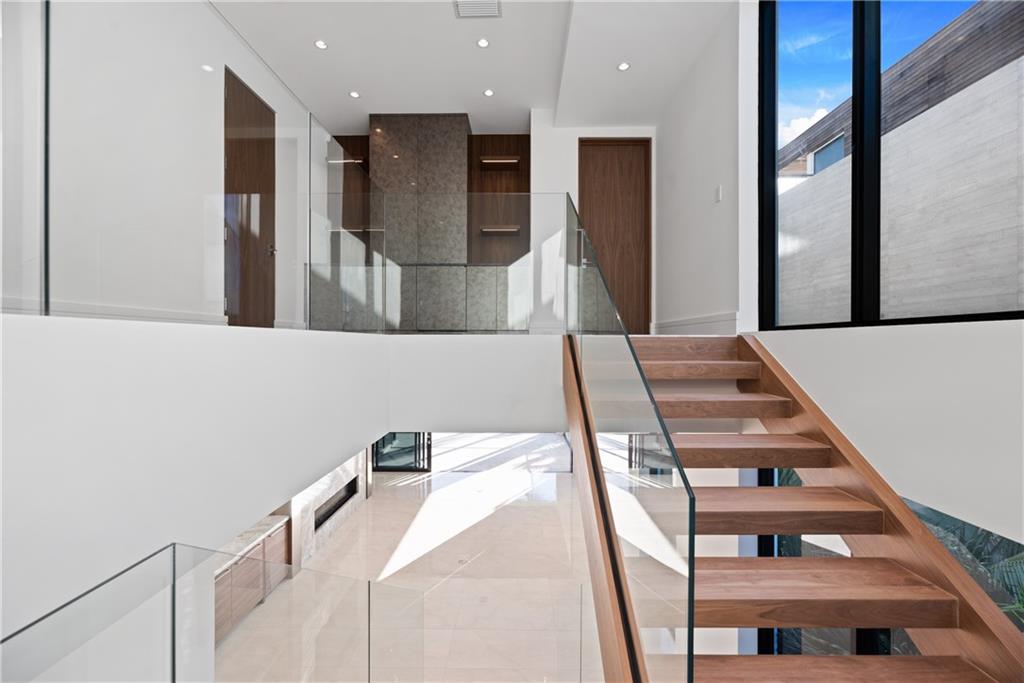 LAUDERDALE BEACH - Residential