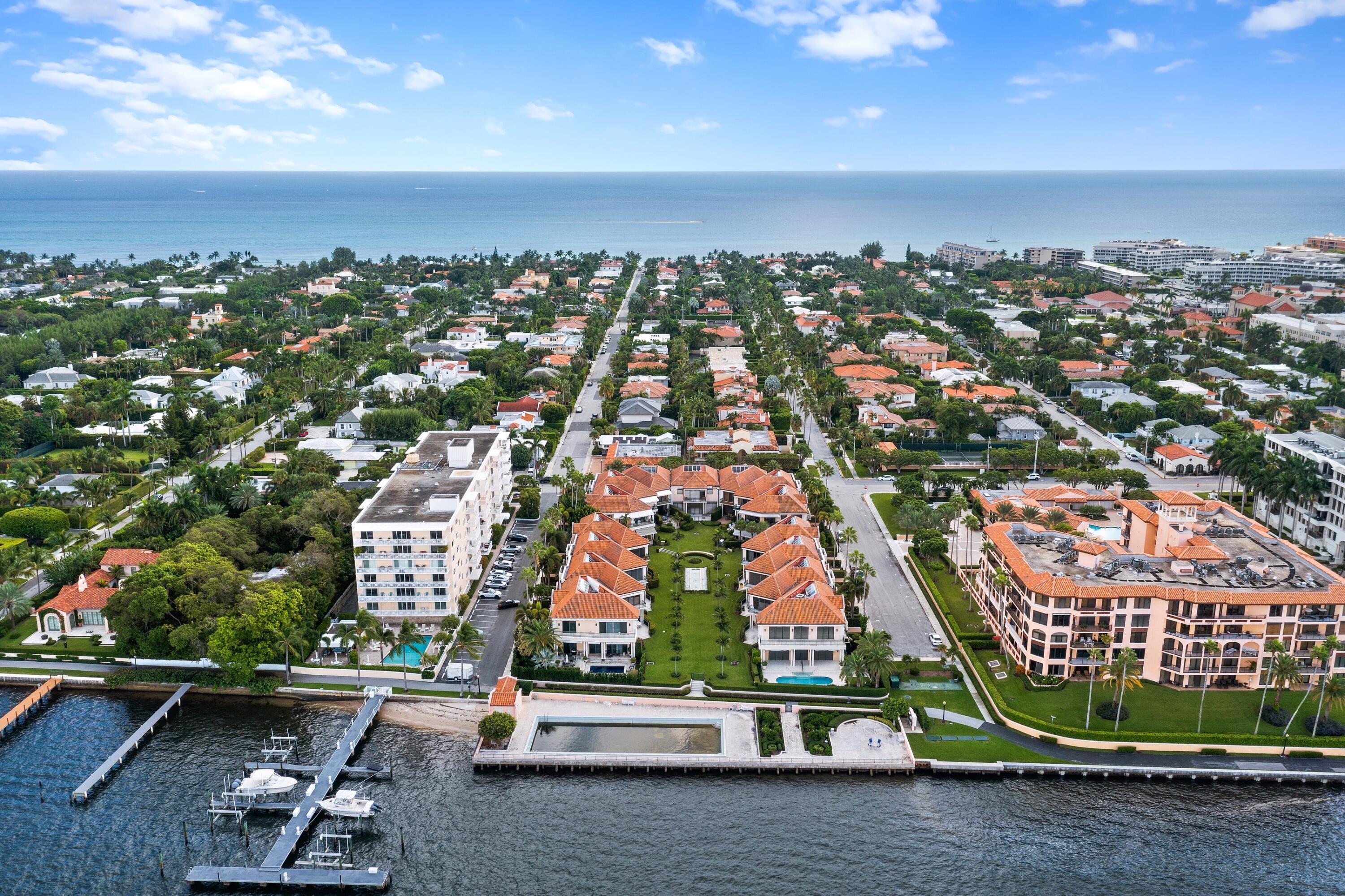 VILLA PLATI TOWNHOMES - Residential