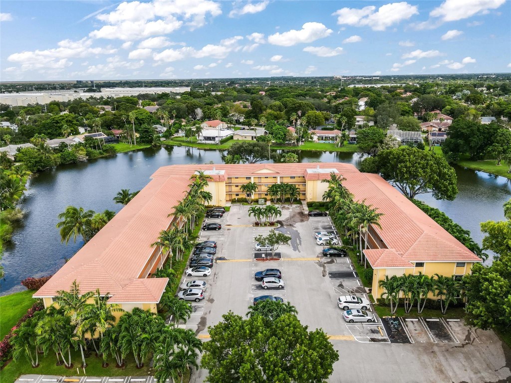 WATERS EDGE CONDOS - Residential