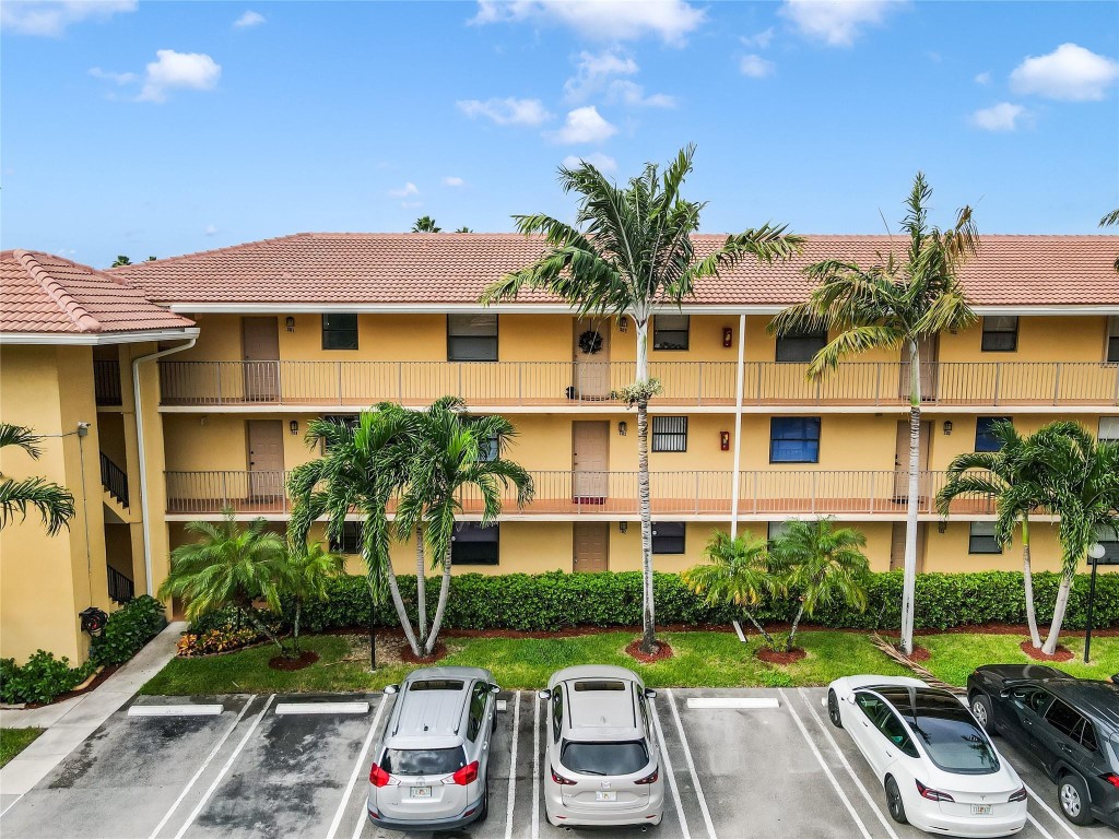 WATERS EDGE CONDOS - Residential