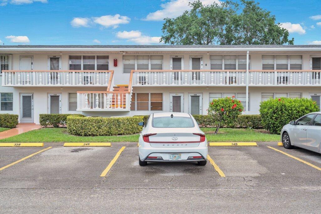 CAMDEN CONDOS - Residential