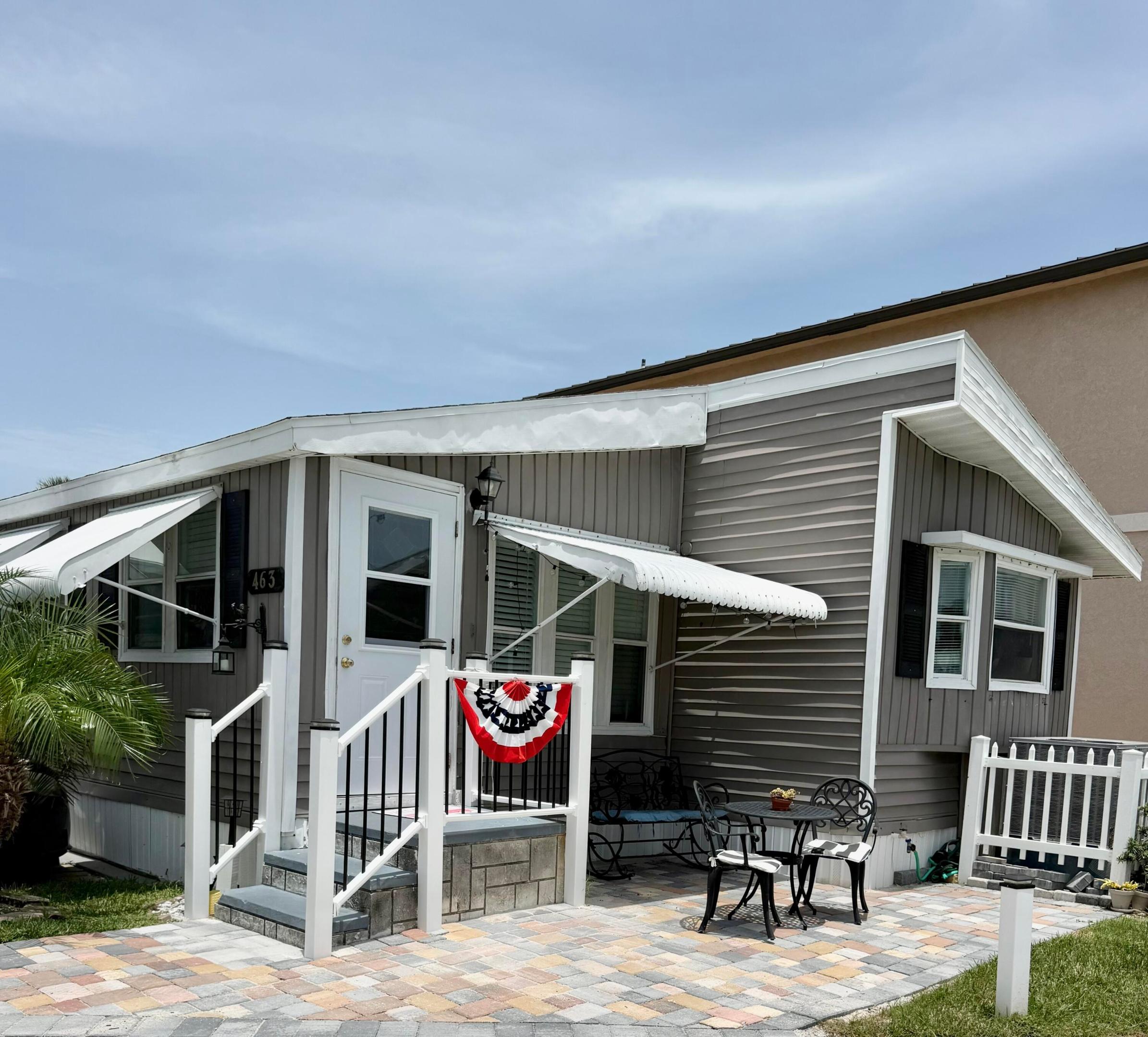 HOLIDAY OUT AT ST LUCIE SECTION B - Residential