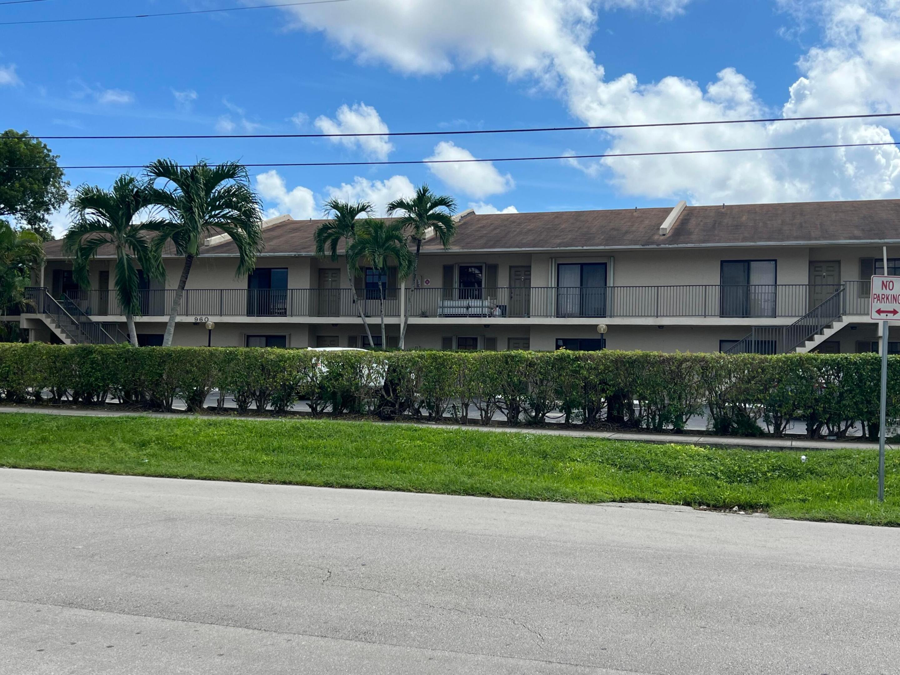 Spacious clean 2/2 1250 sq ft condo with screened patio overlooking small man made canal. Assigned parking, no vehicles with signage, Water and pest control are included. Washer and Dryer, Community pool heated in the winter,Minutes to 95 and Turnpyke. Tri Rail within walking distance