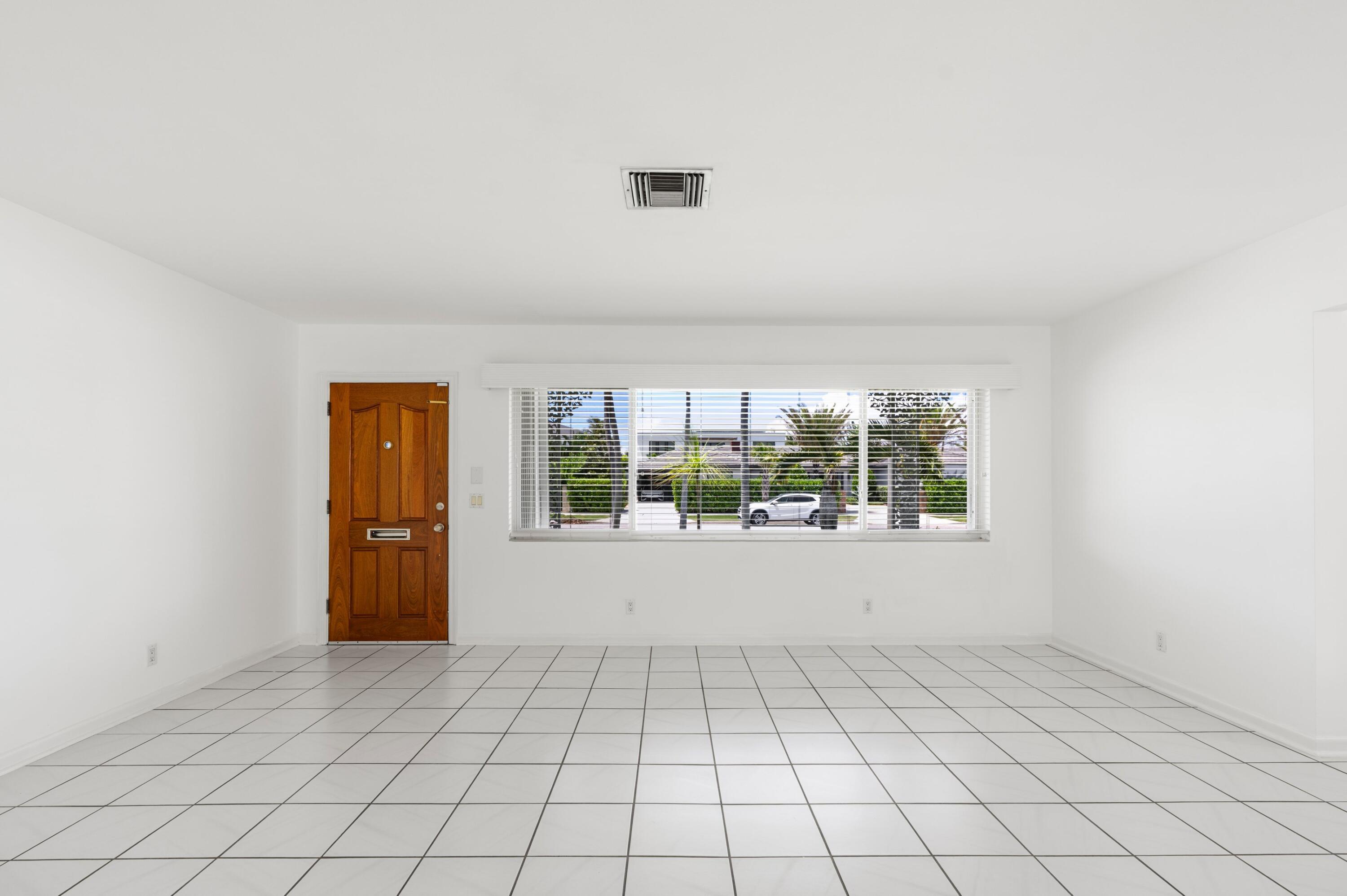BROADMOOR SEC 1 - Residential Lease
