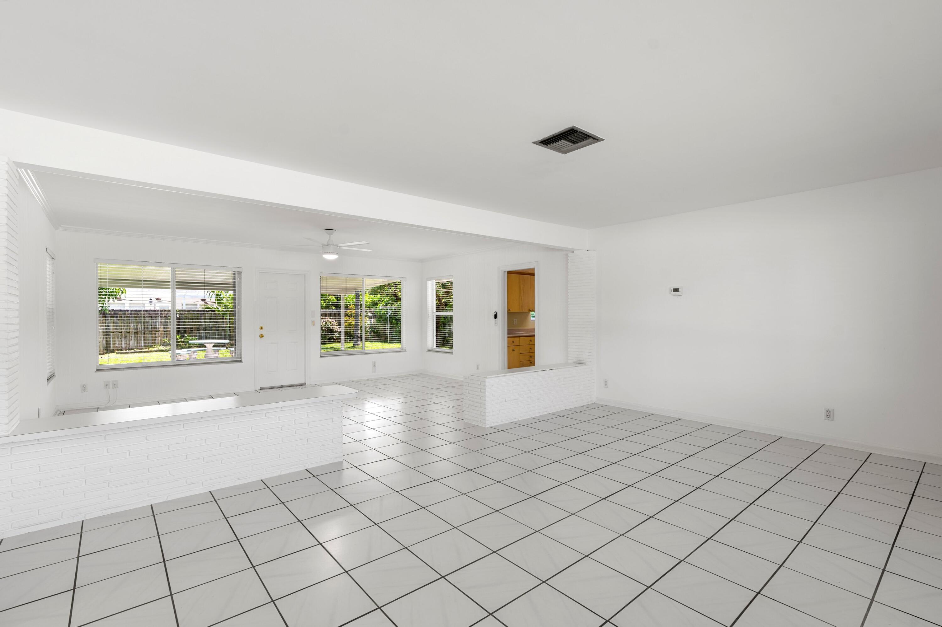 BROADMOOR SEC 1 - Residential Lease