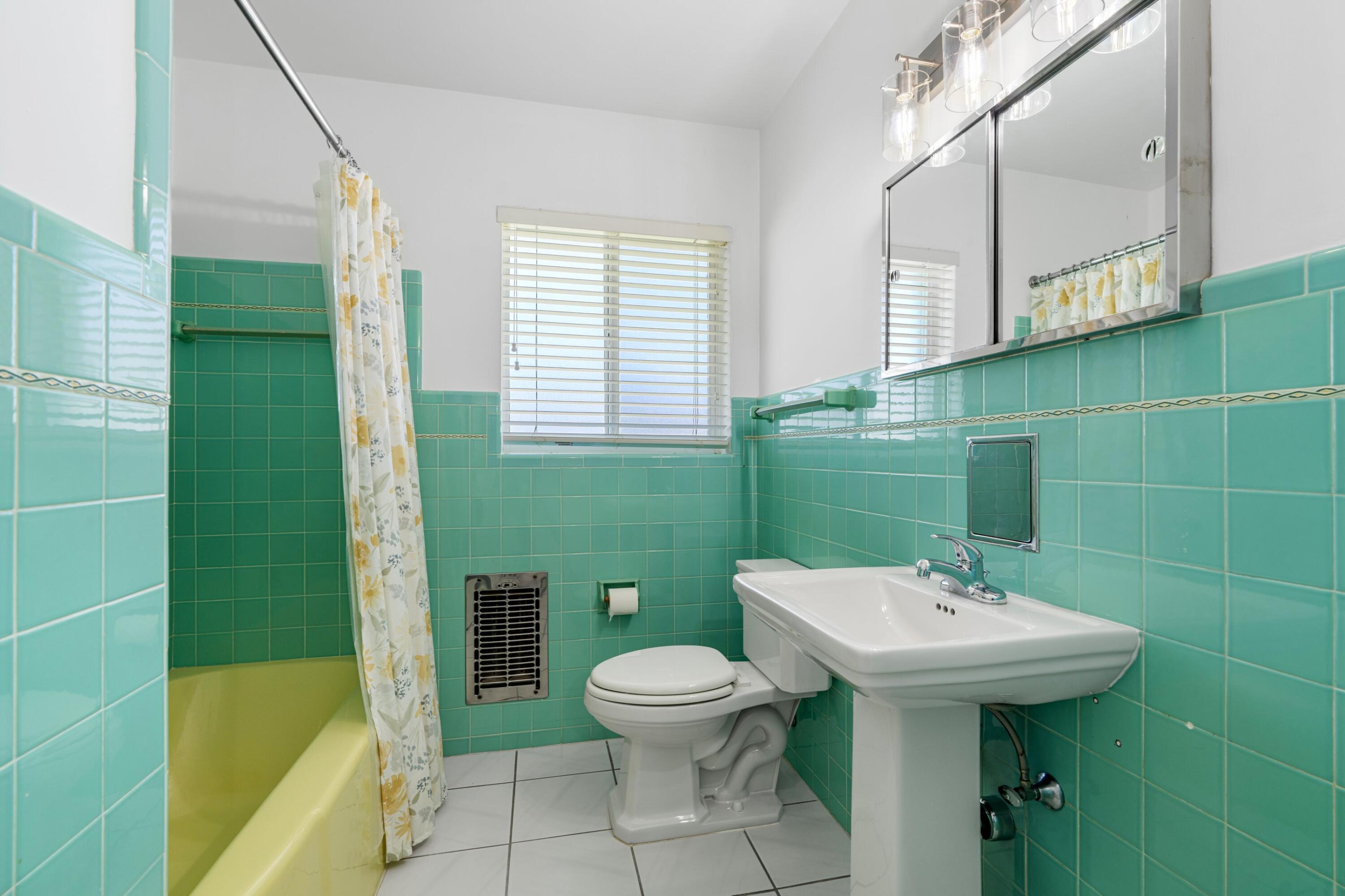 BROADMOOR SEC 1 - Residential Lease