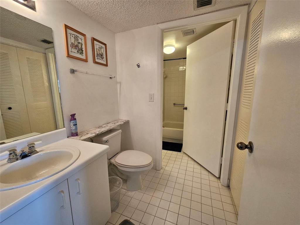 WELDON CONDOMINIUM H - Residential