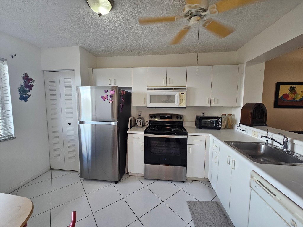 WELDON CONDOMINIUM H - Residential