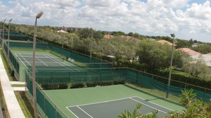 WELDON CONDOMINIUM H - Residential