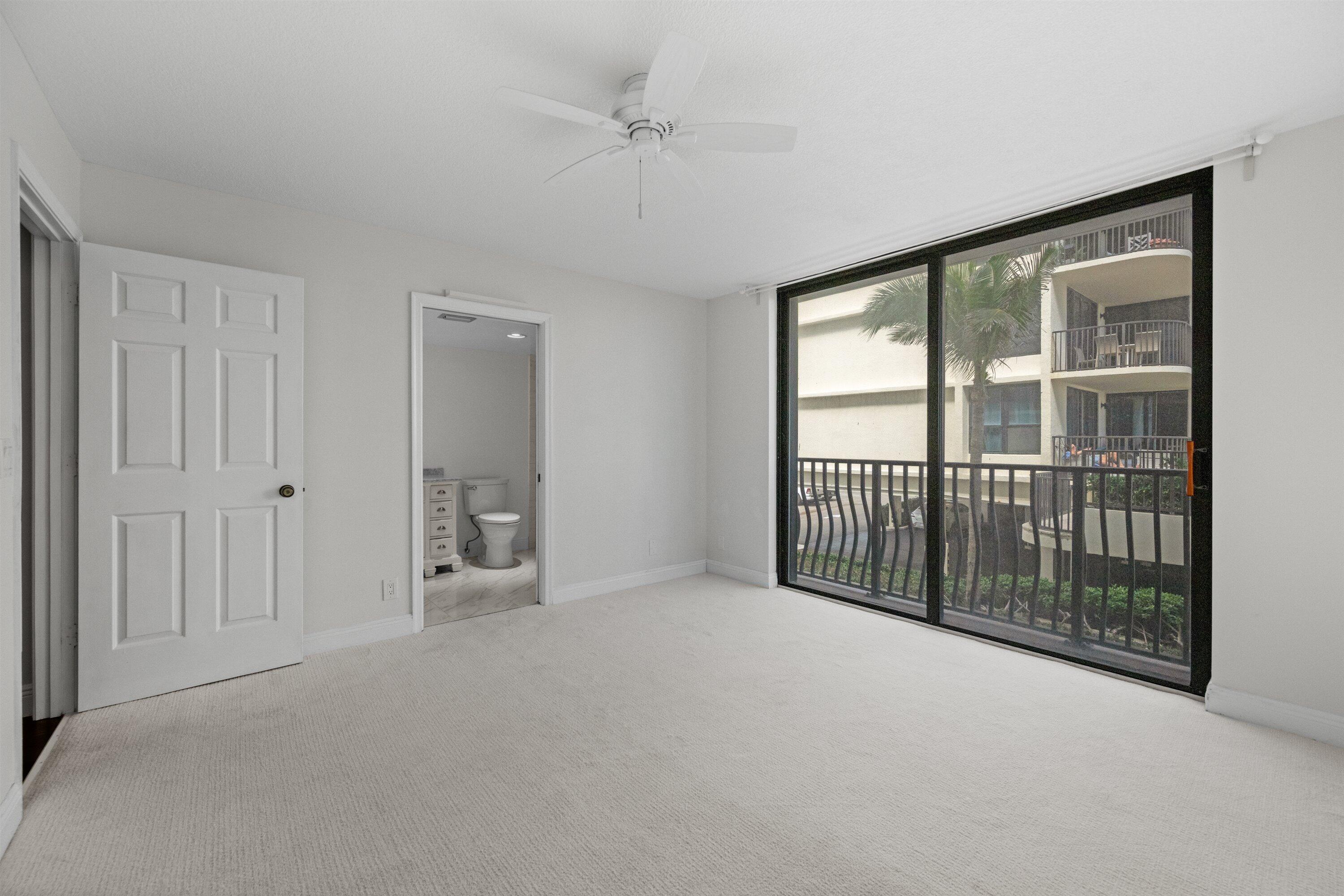 LA PENSEE COND DECL FILED 4-25-85 IN - Residential