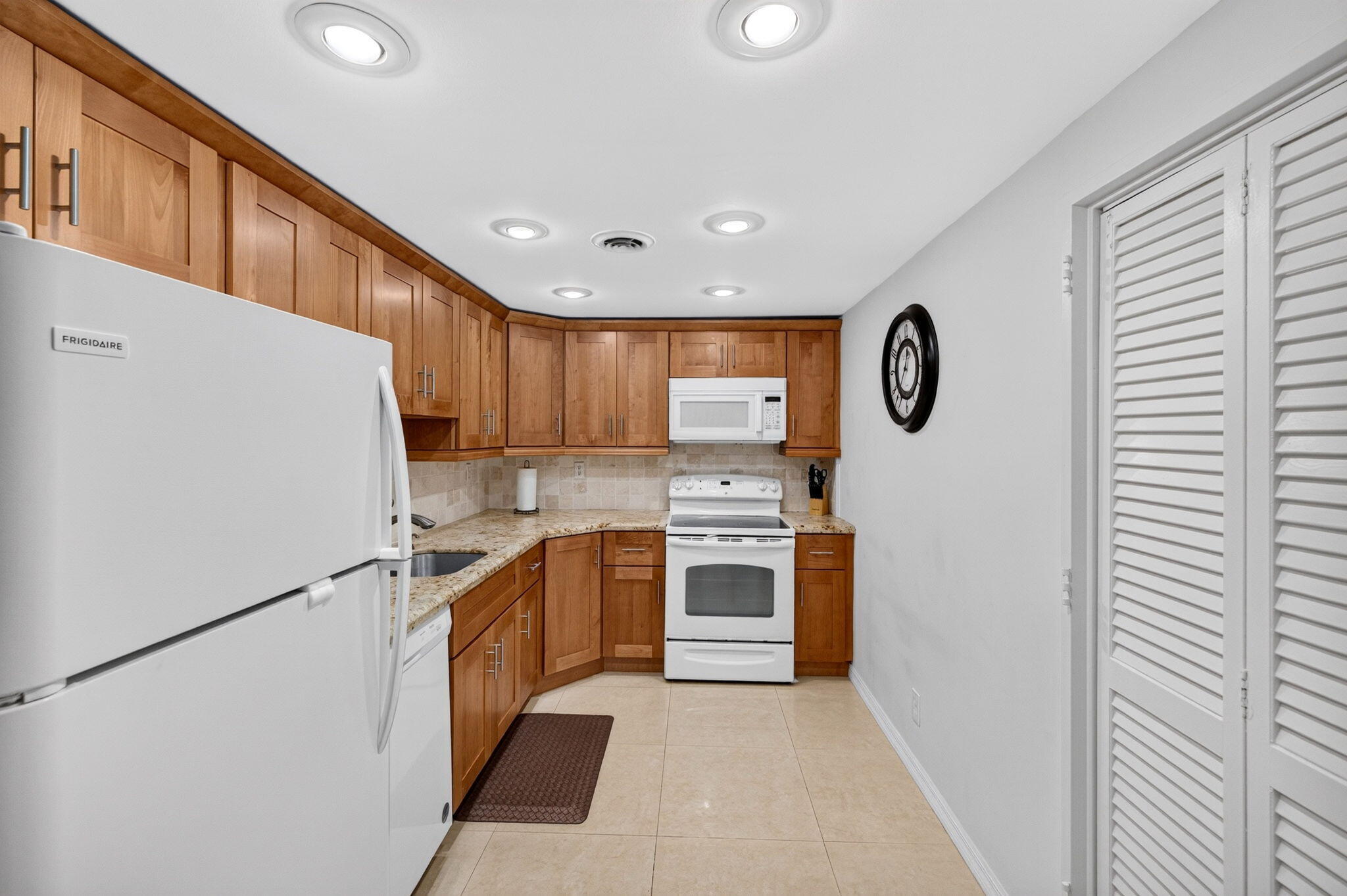 GALT TOWERS CONDO - Residential