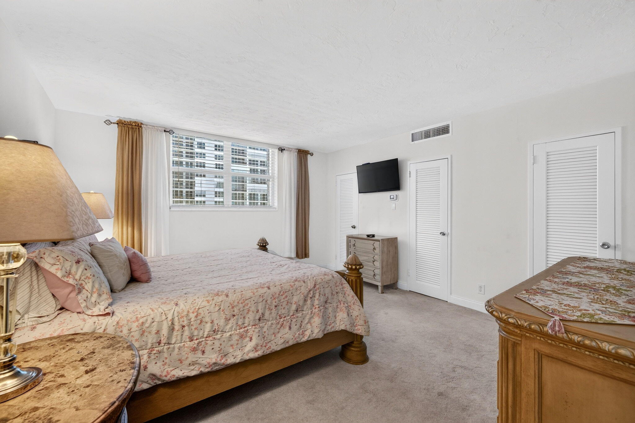 GALT TOWERS CONDO - Residential