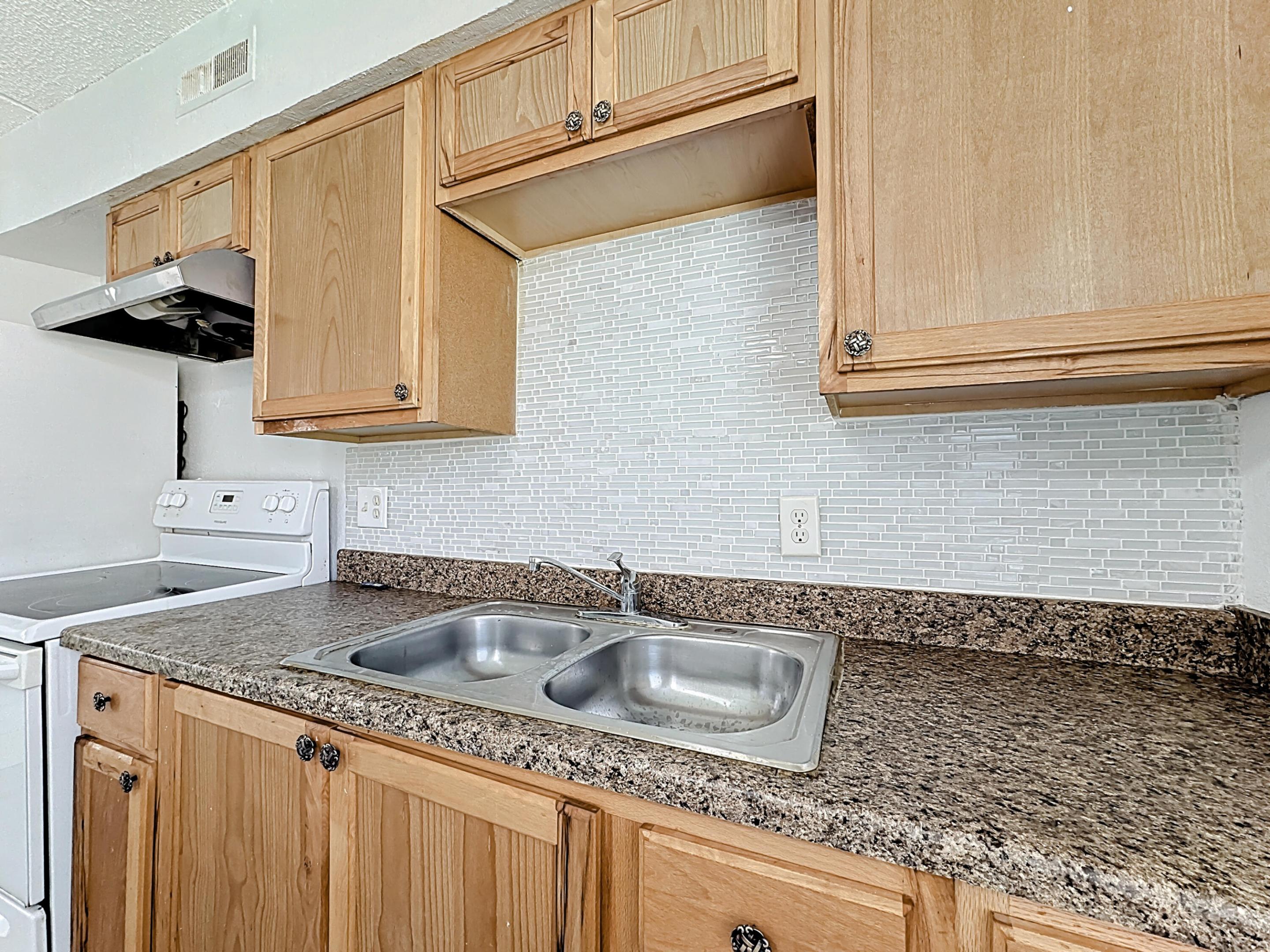 PALM GARDENS CONDO - Residential
