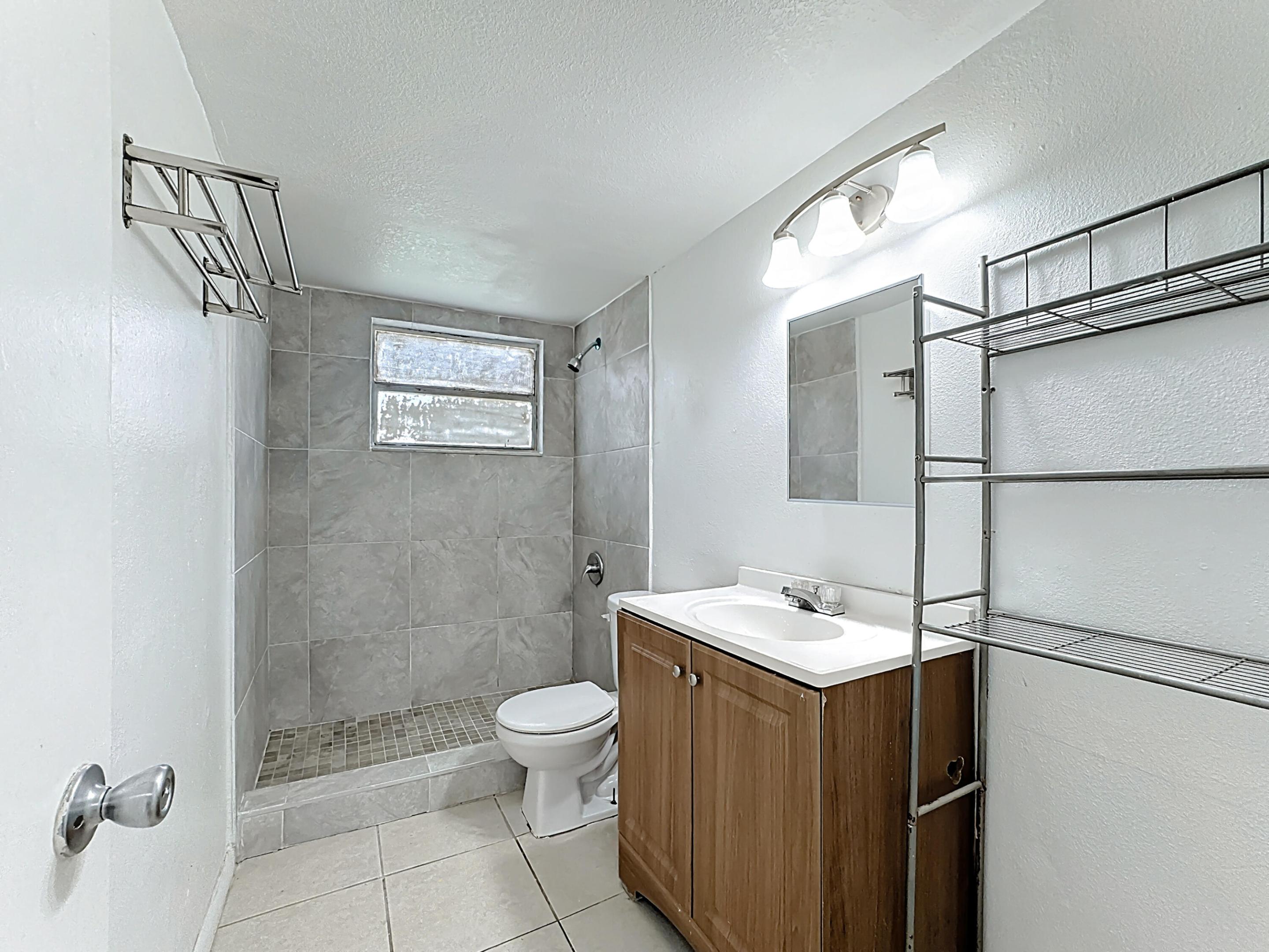 PALM GARDENS CONDO - Residential