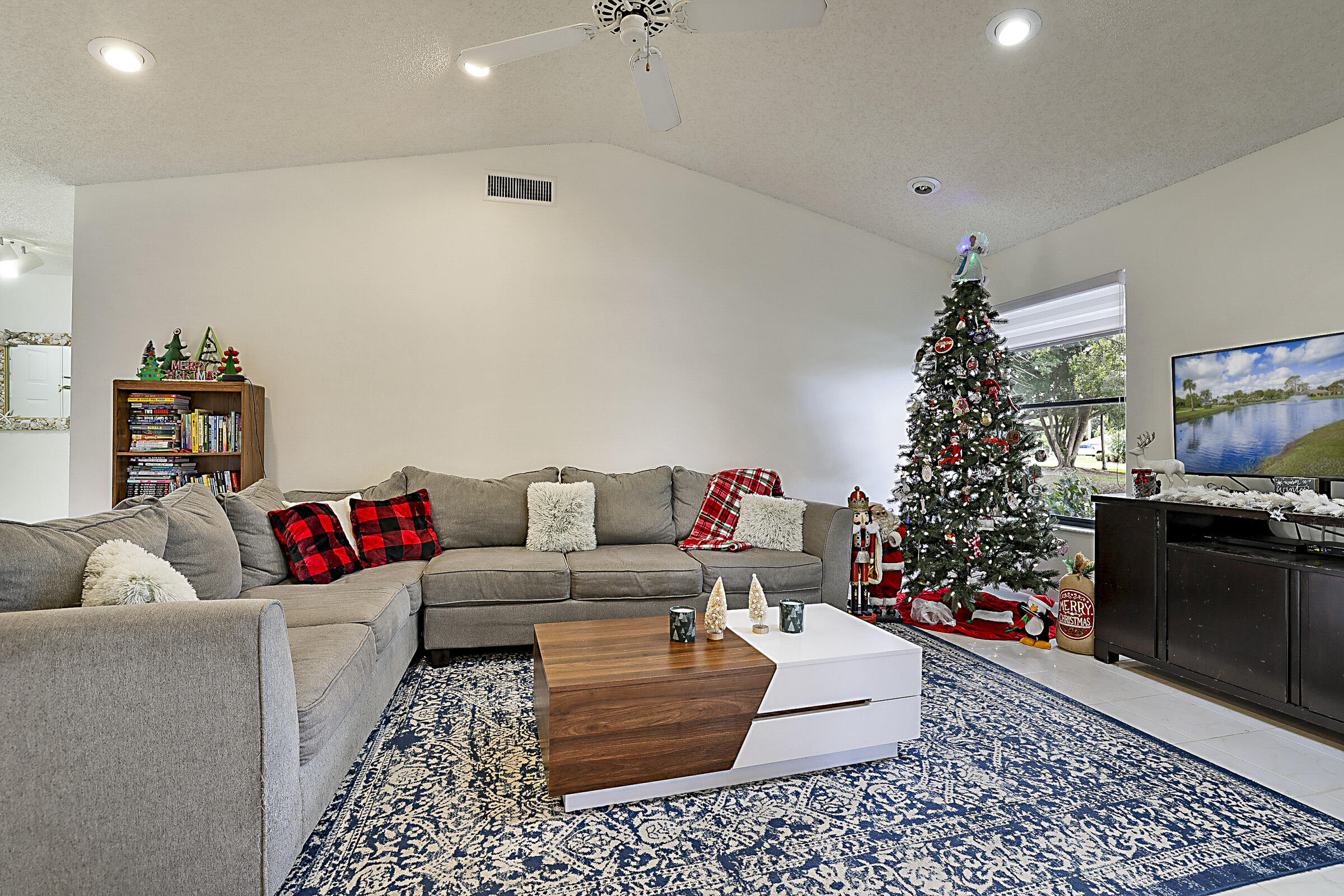 EASTPOINTE - Residential