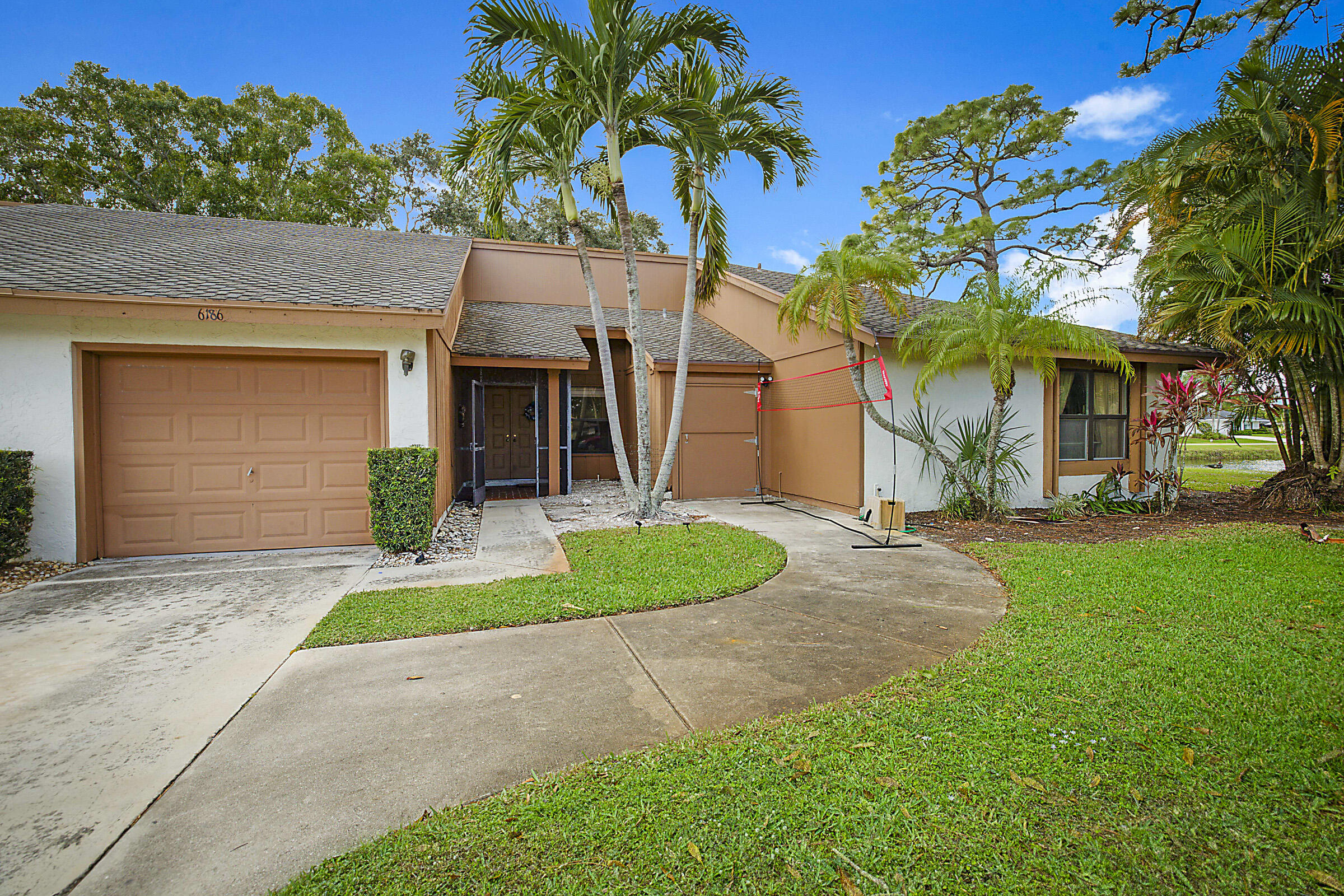 EASTPOINTE - Residential