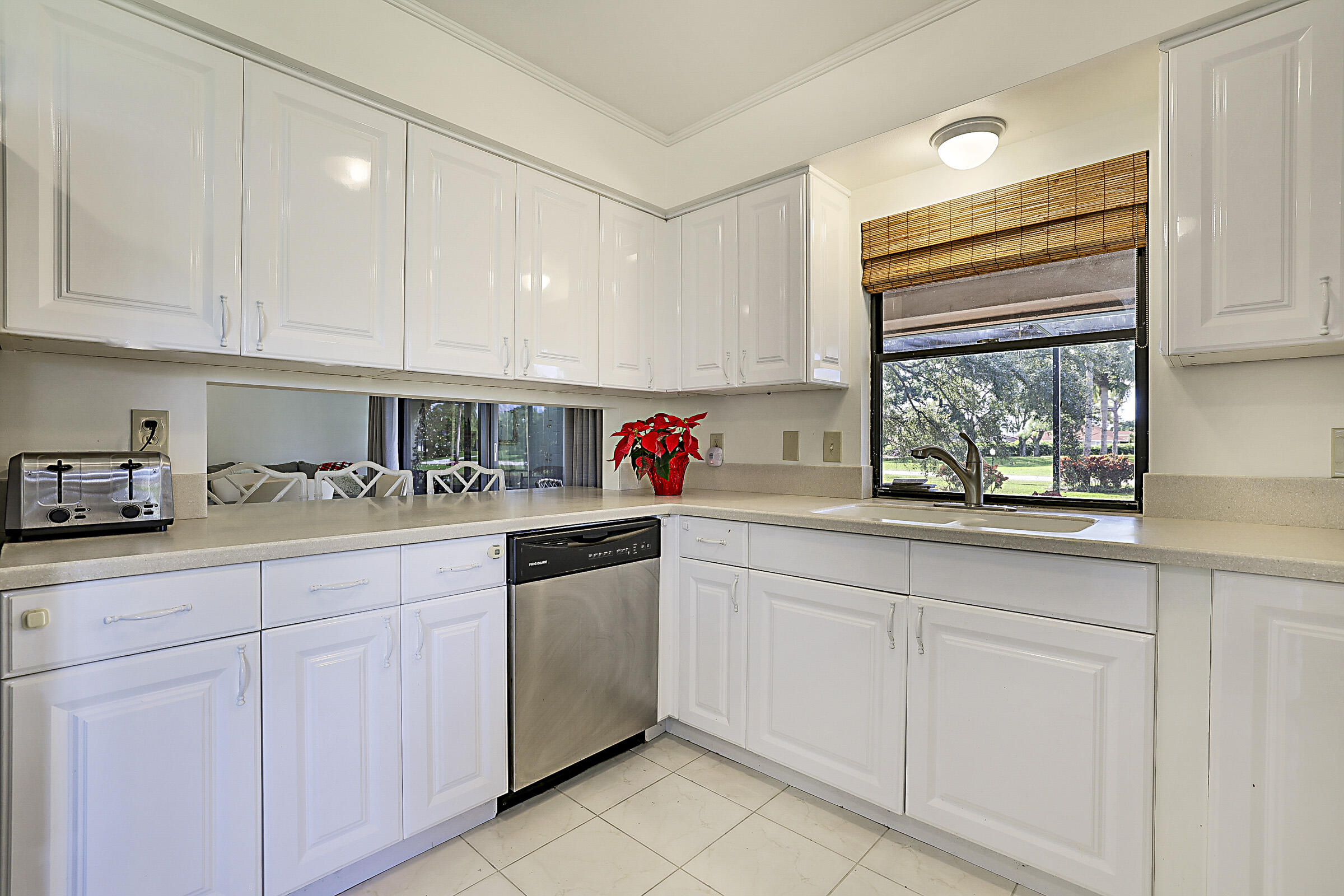 EASTPOINTE - Residential