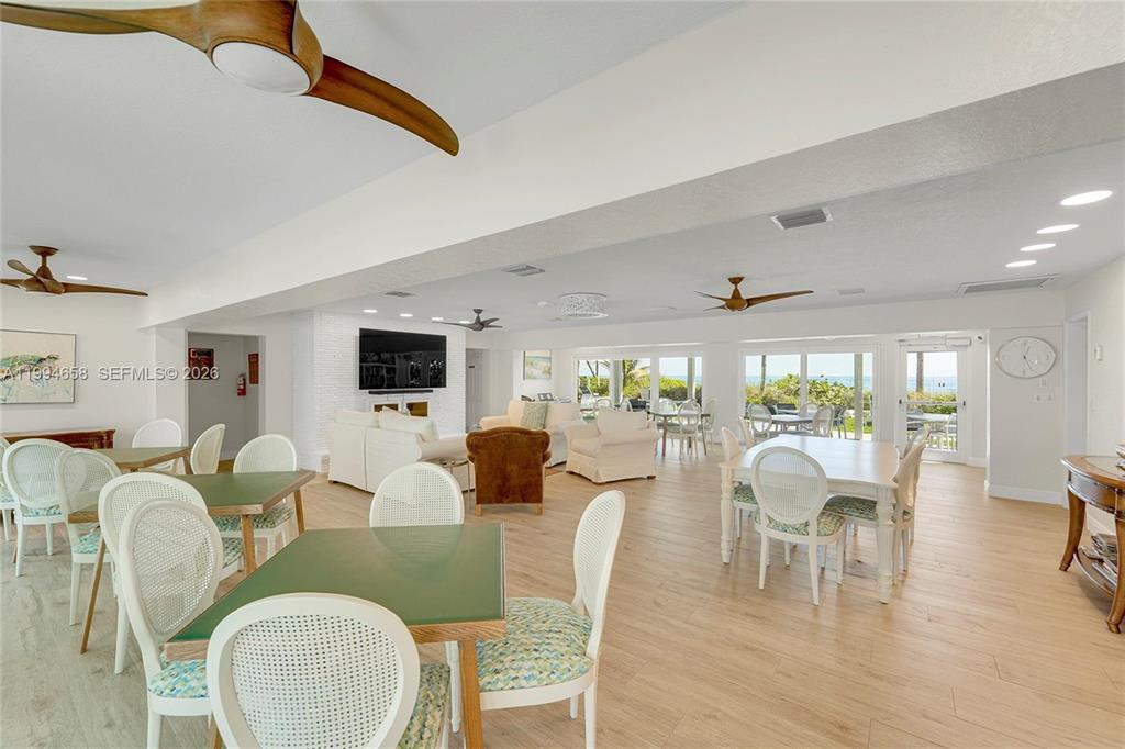 PALM CLUB CO-OP - Residential