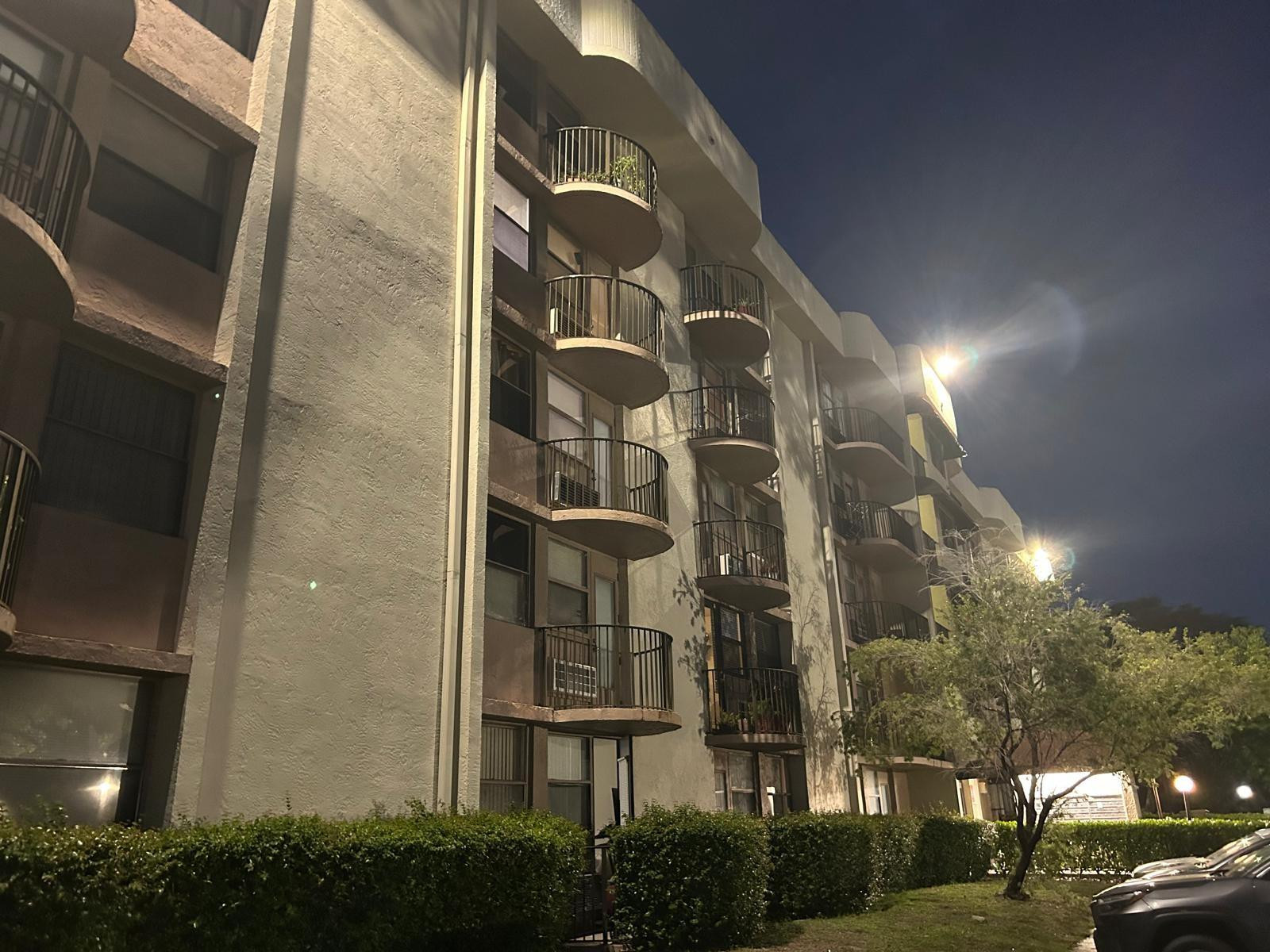 CORAL SPRINGS TOWER CLUB - Residential