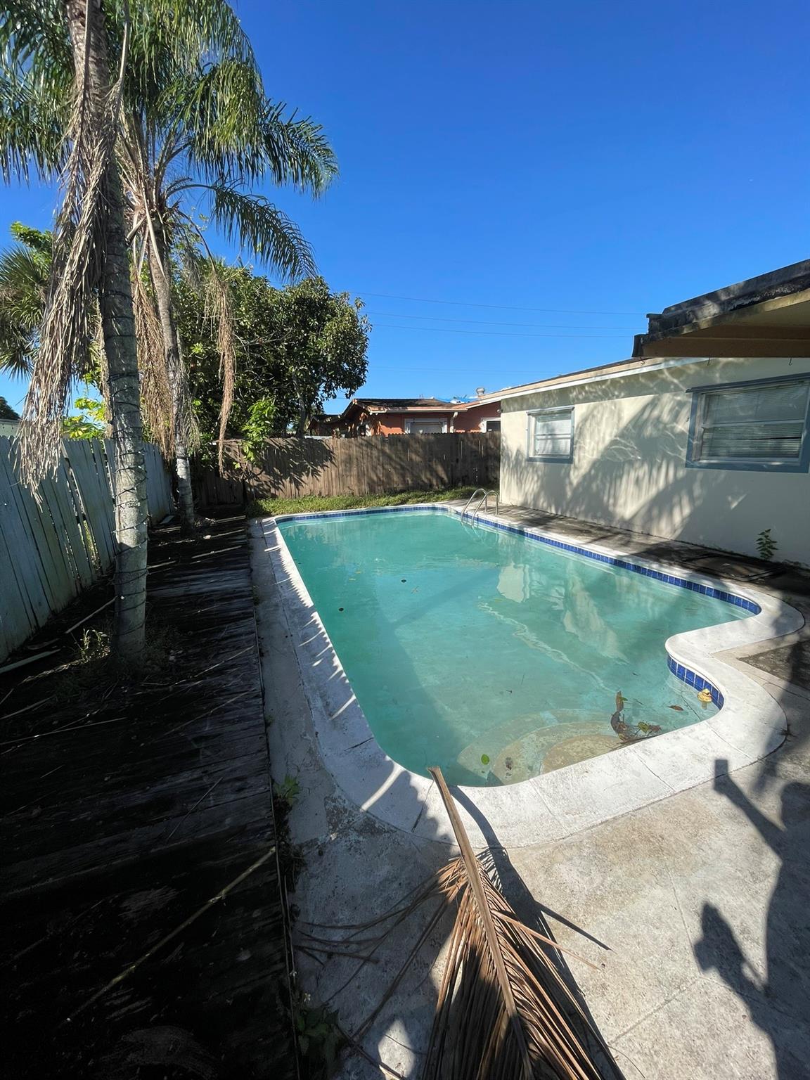 KIMBERLY VILLAGE - Residential