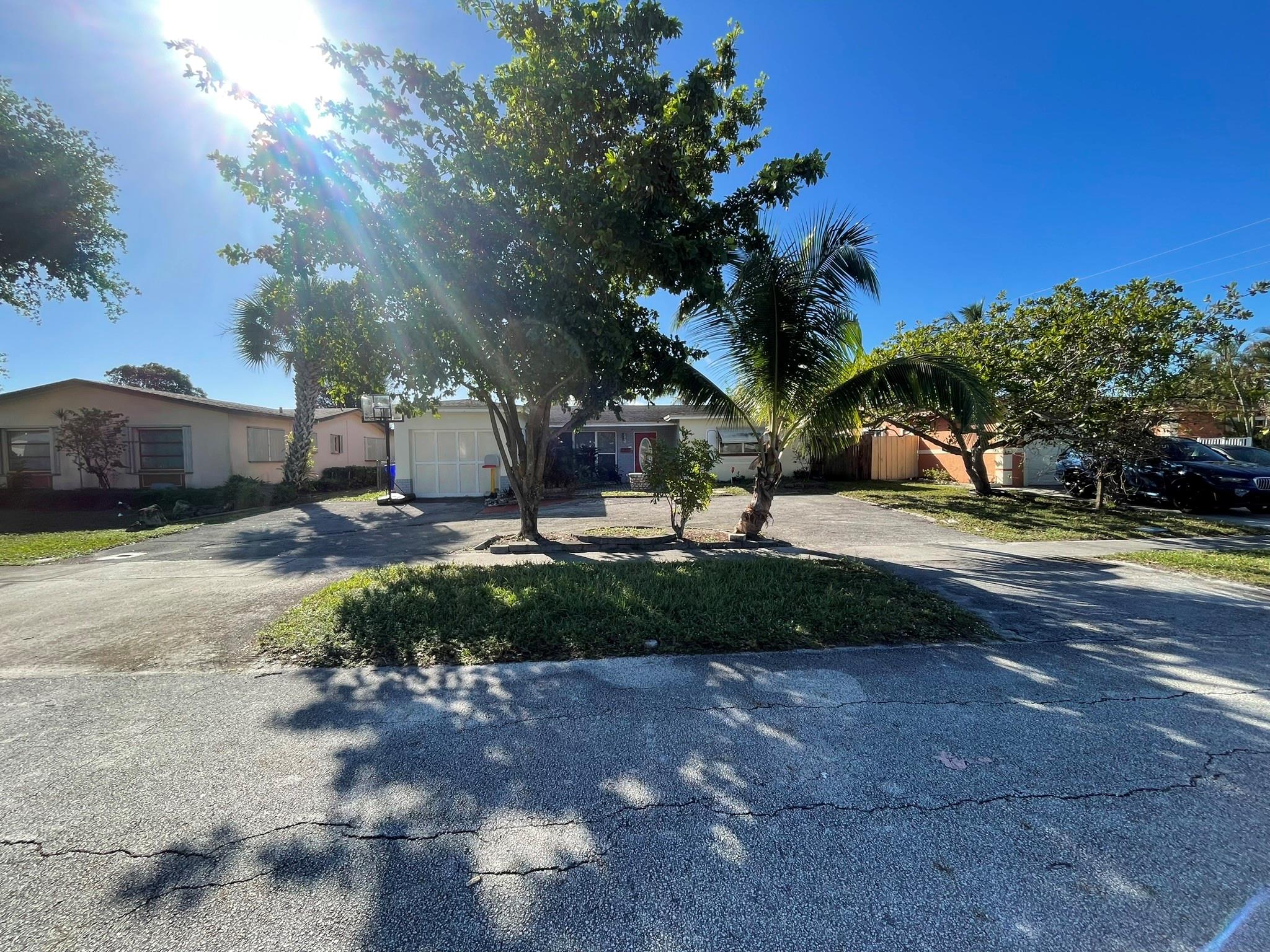 KIMBERLY VILLAGE - Residential