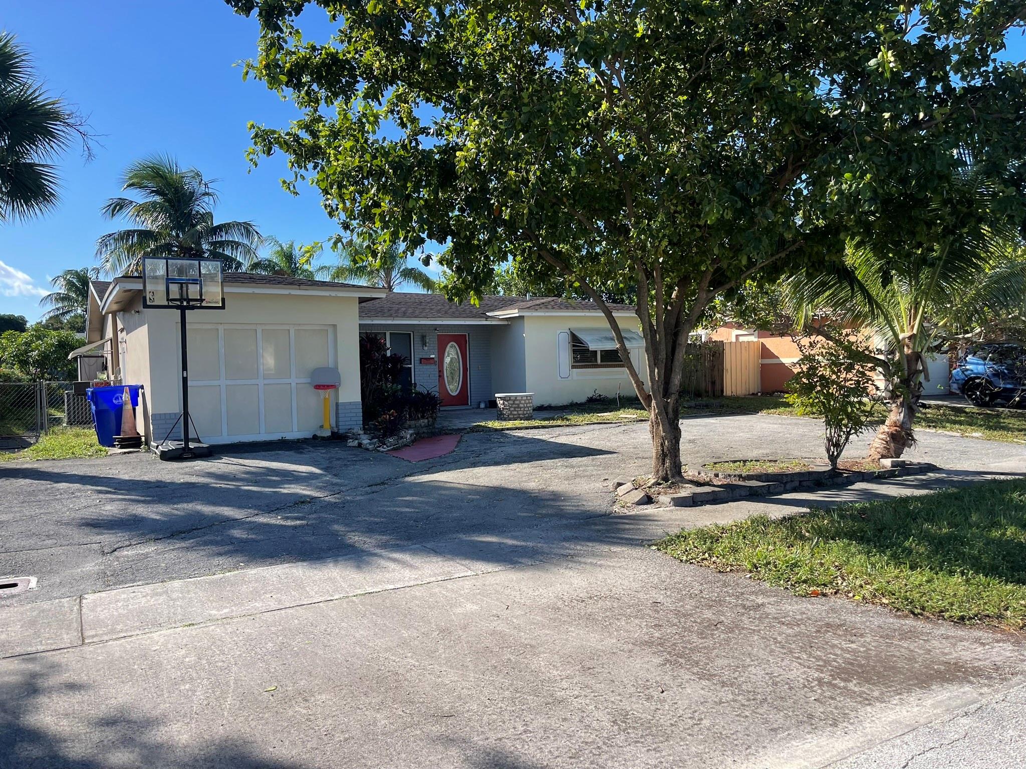 KIMBERLY VILLAGE - Residential