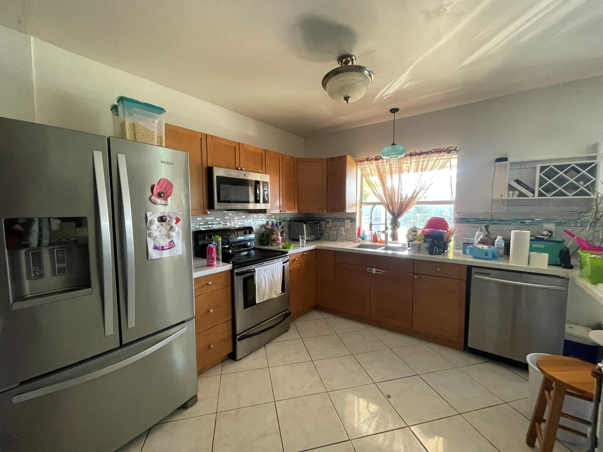 KIMBERLY VILLAGE - Residential