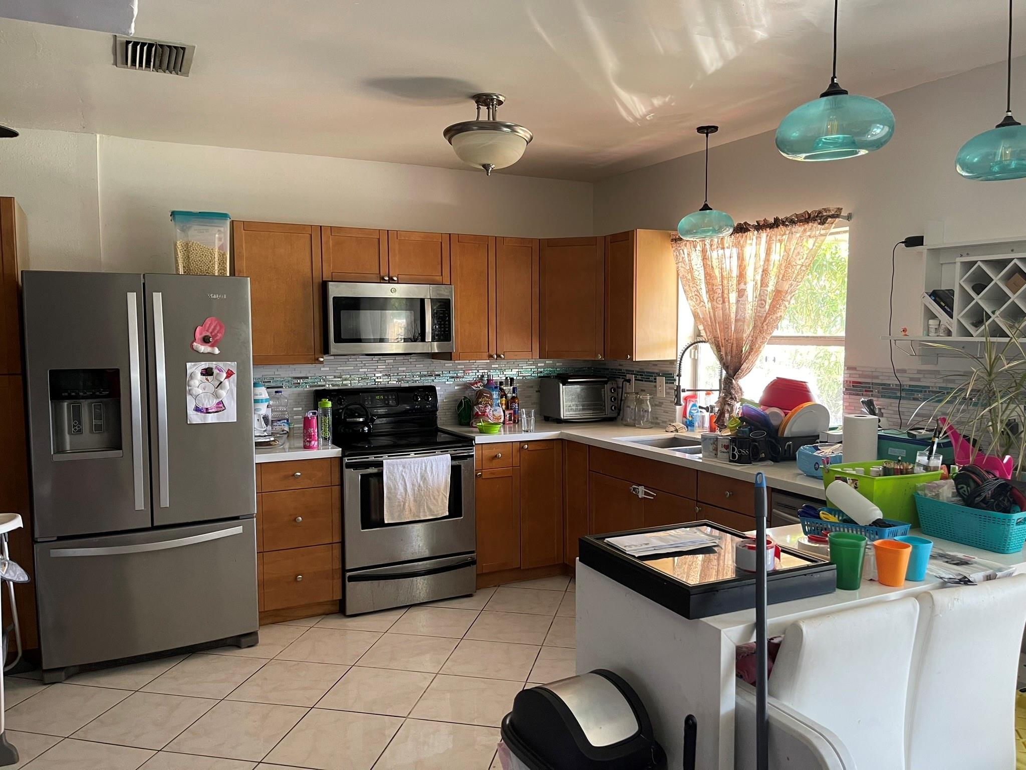KIMBERLY VILLAGE - Residential