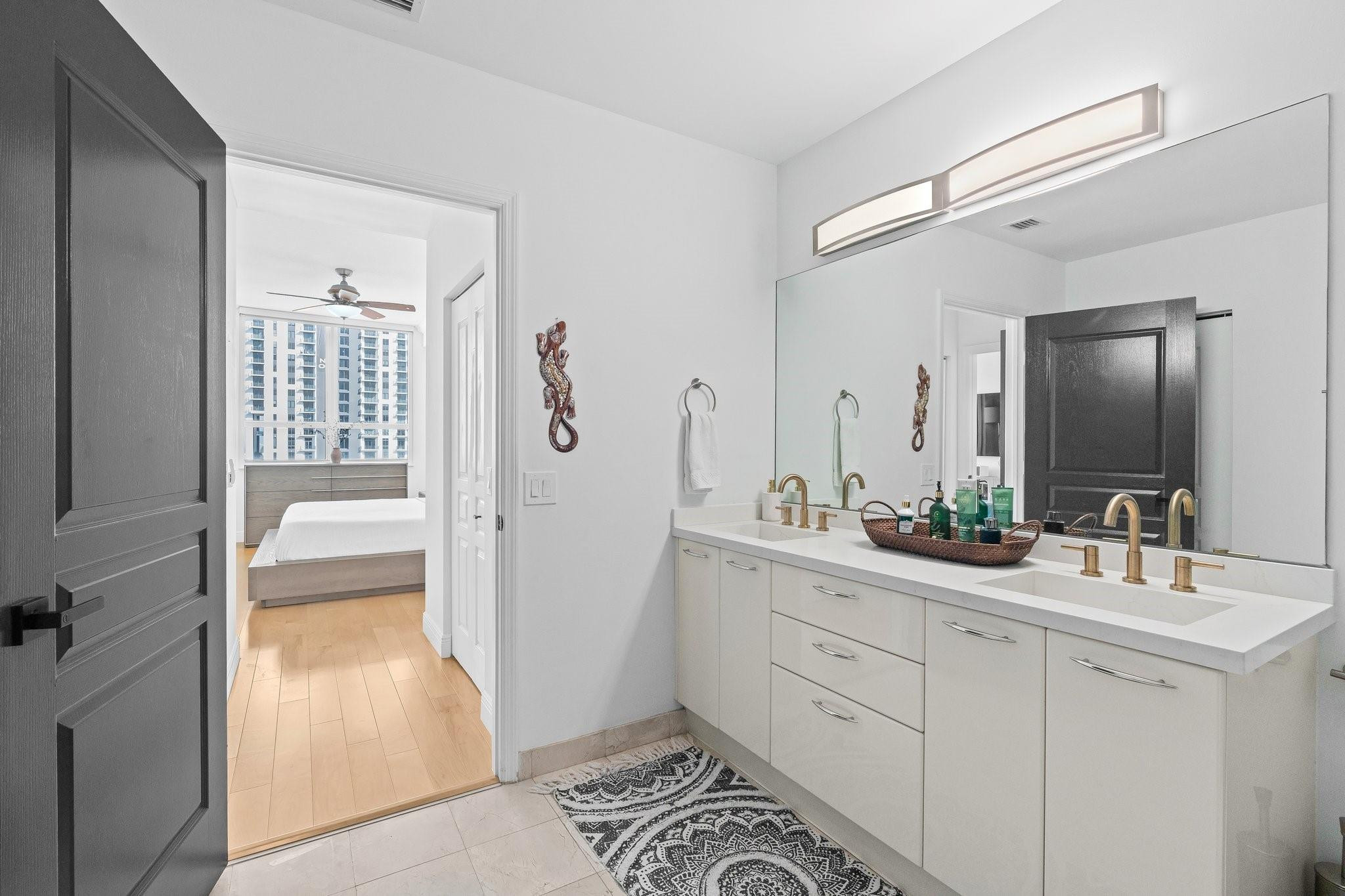 350 LAS OLAS PLACE CONDO - Residential Lease