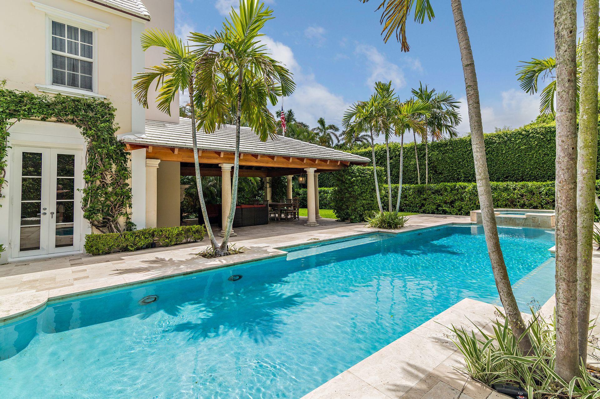 El Bravo Park - Residential