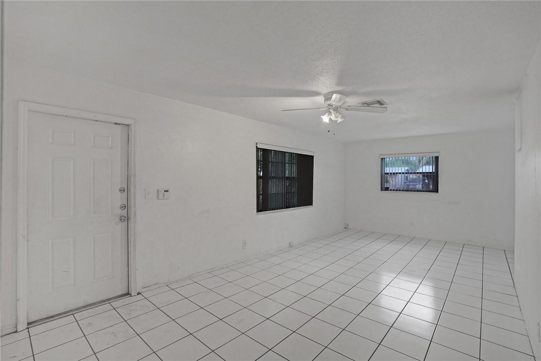 Beverly Park 25-44 B - Residential