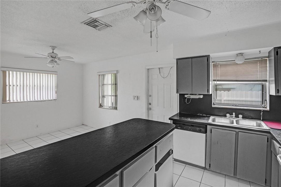 Beverly Park 25-44 B - Residential