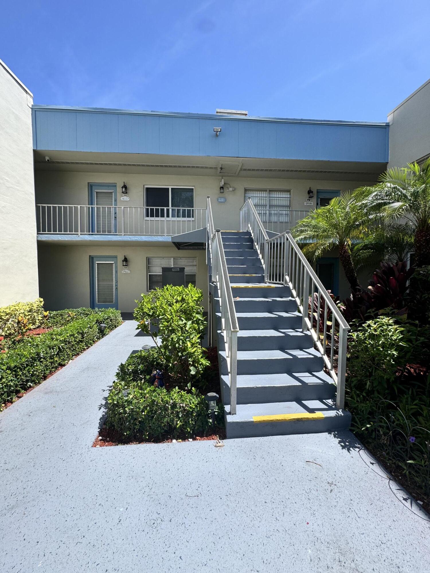 KINGS POINT FLANDERS CONDOS - Residential