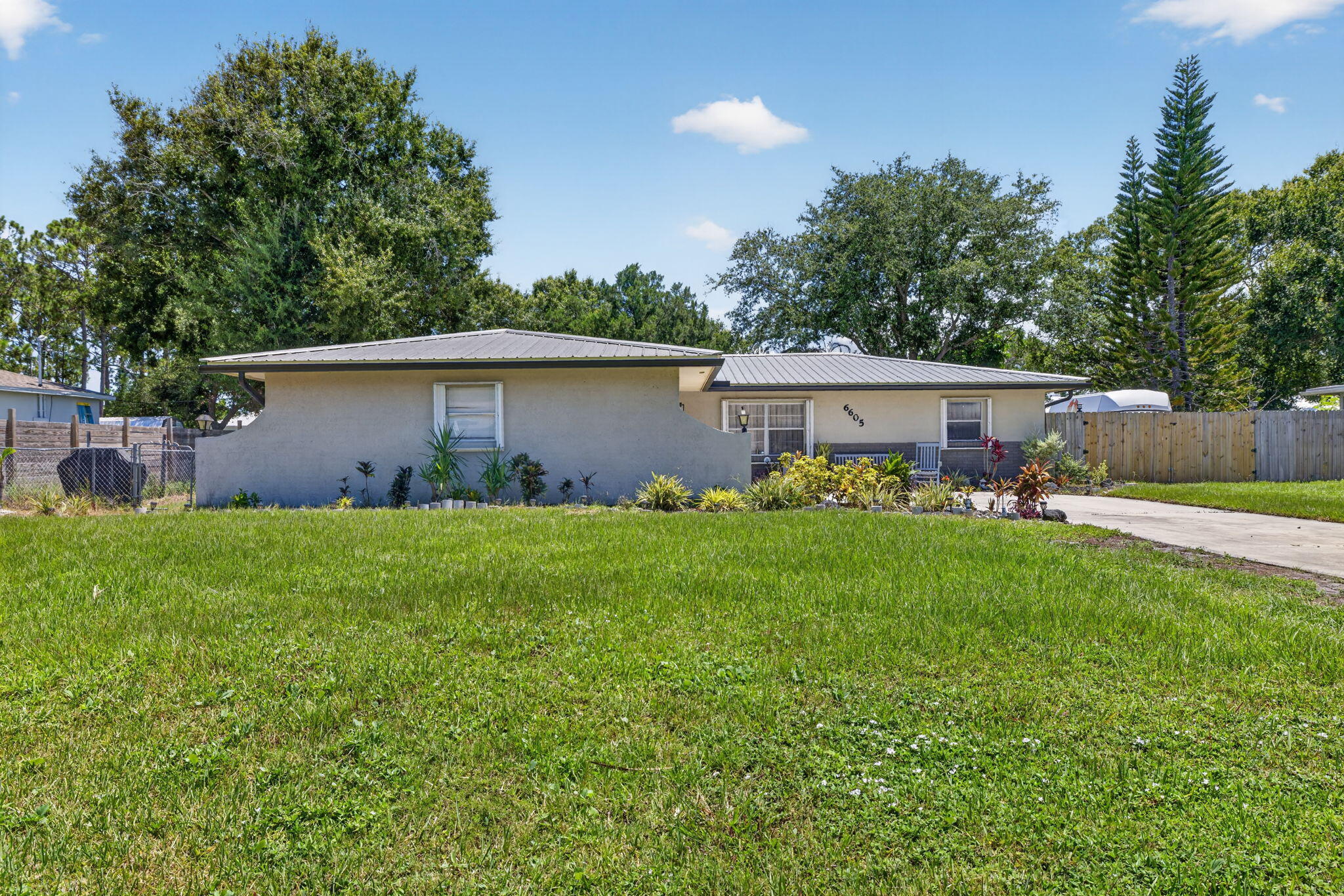 LAKEWOOD PARK UNIT 9 - Residential