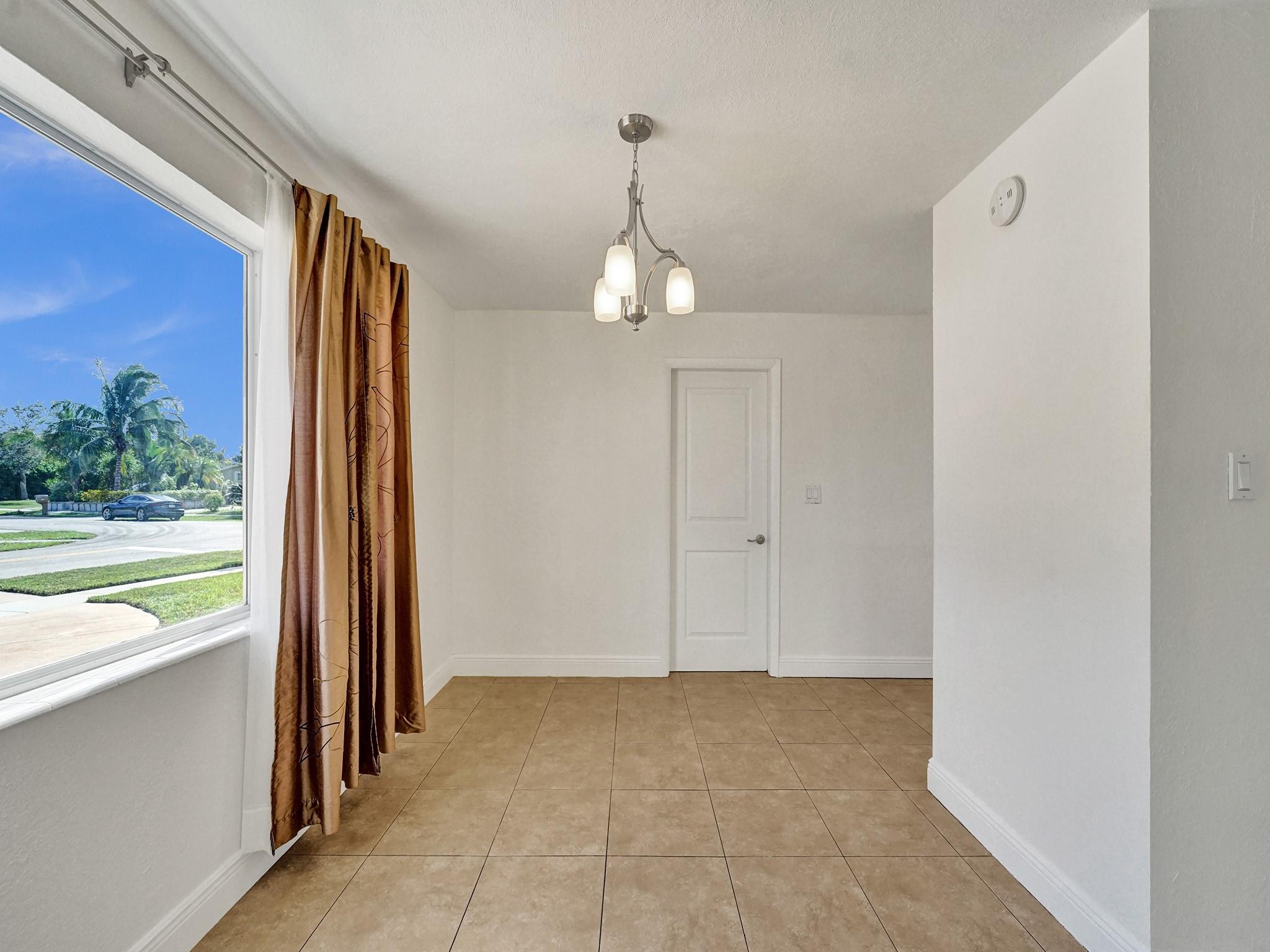 Collier Estates 4th Add 5 - Residential
