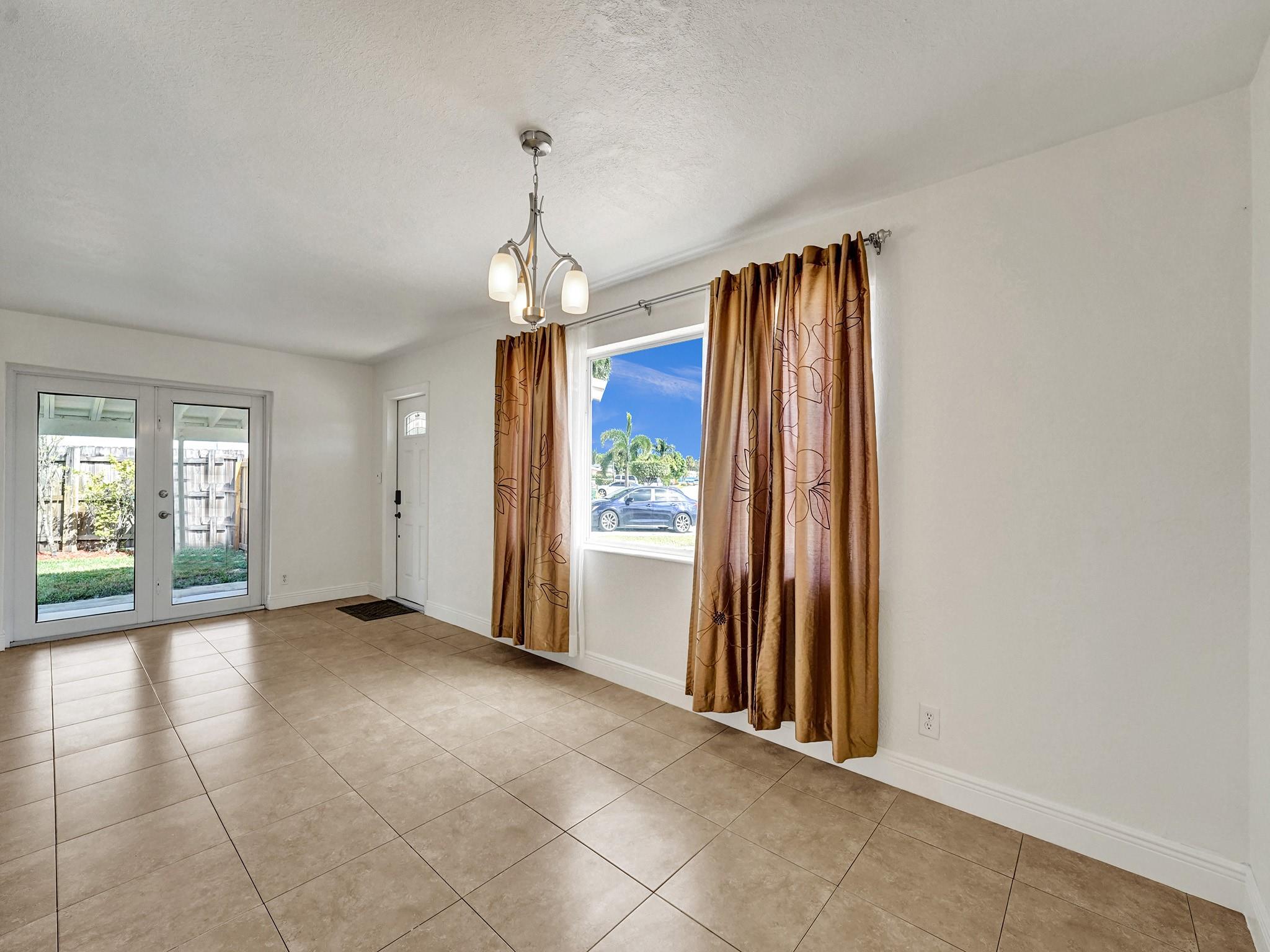 Collier Estates 4th Add 5 - Residential