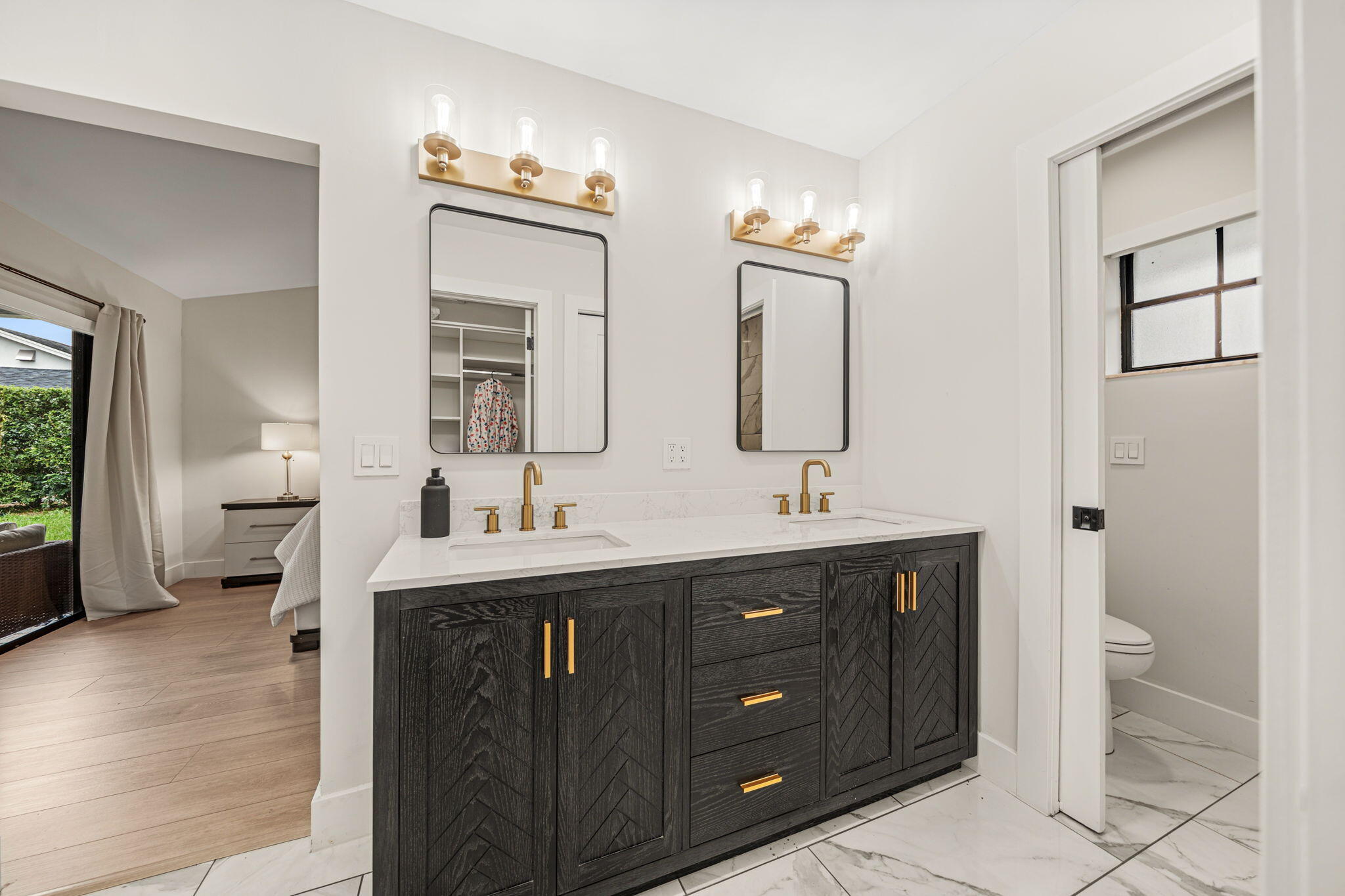 SUGAR POND MANOR OF WELLINGTON - Residential Lease