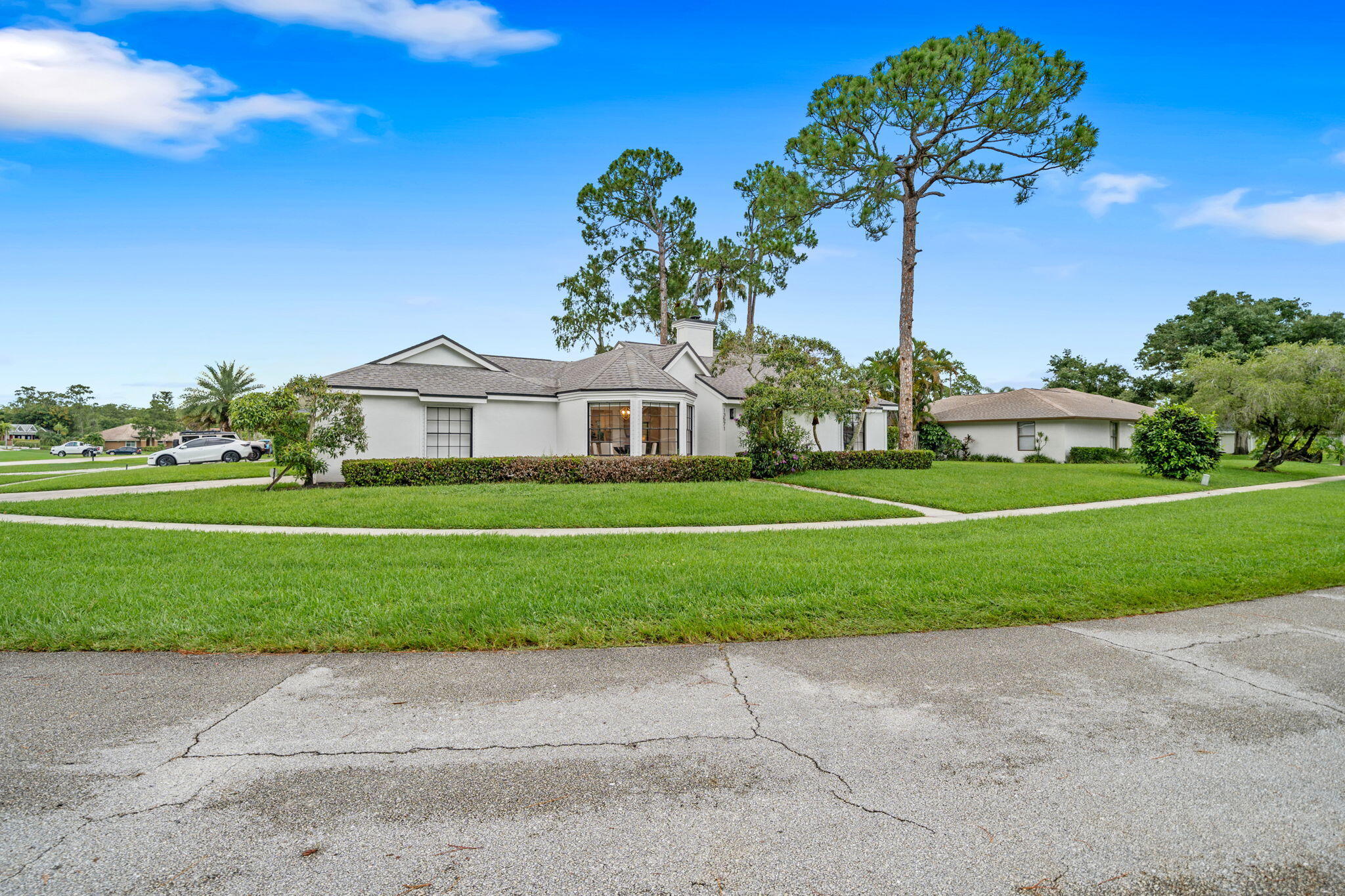 SUGAR POND MANOR OF WELLINGTON - Residential Lease