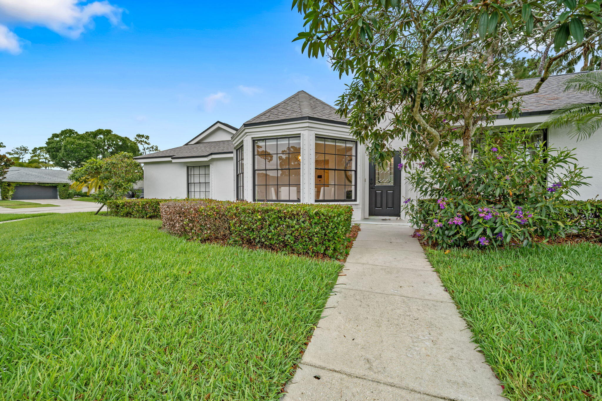 SUGAR POND MANOR OF WELLINGTON - Residential Lease