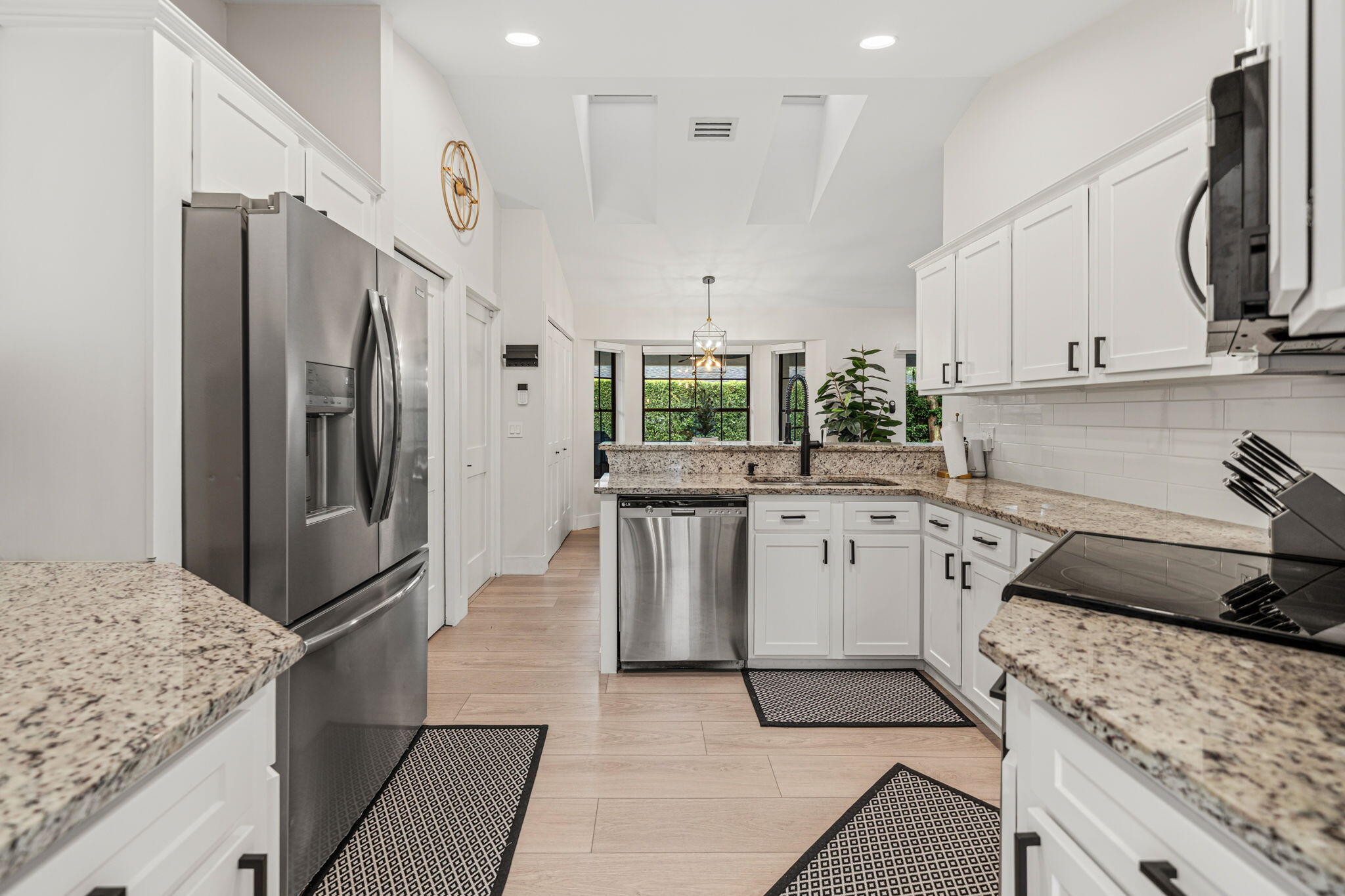 SUGAR POND MANOR OF WELLINGTON - Residential Lease